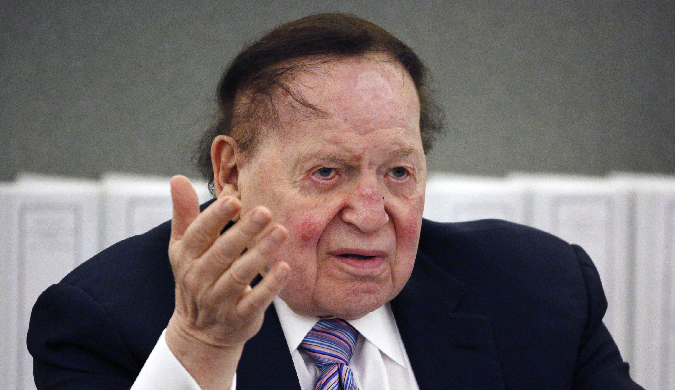 Sheldon Adelson offers to help pay for US embassy in Jerusalem