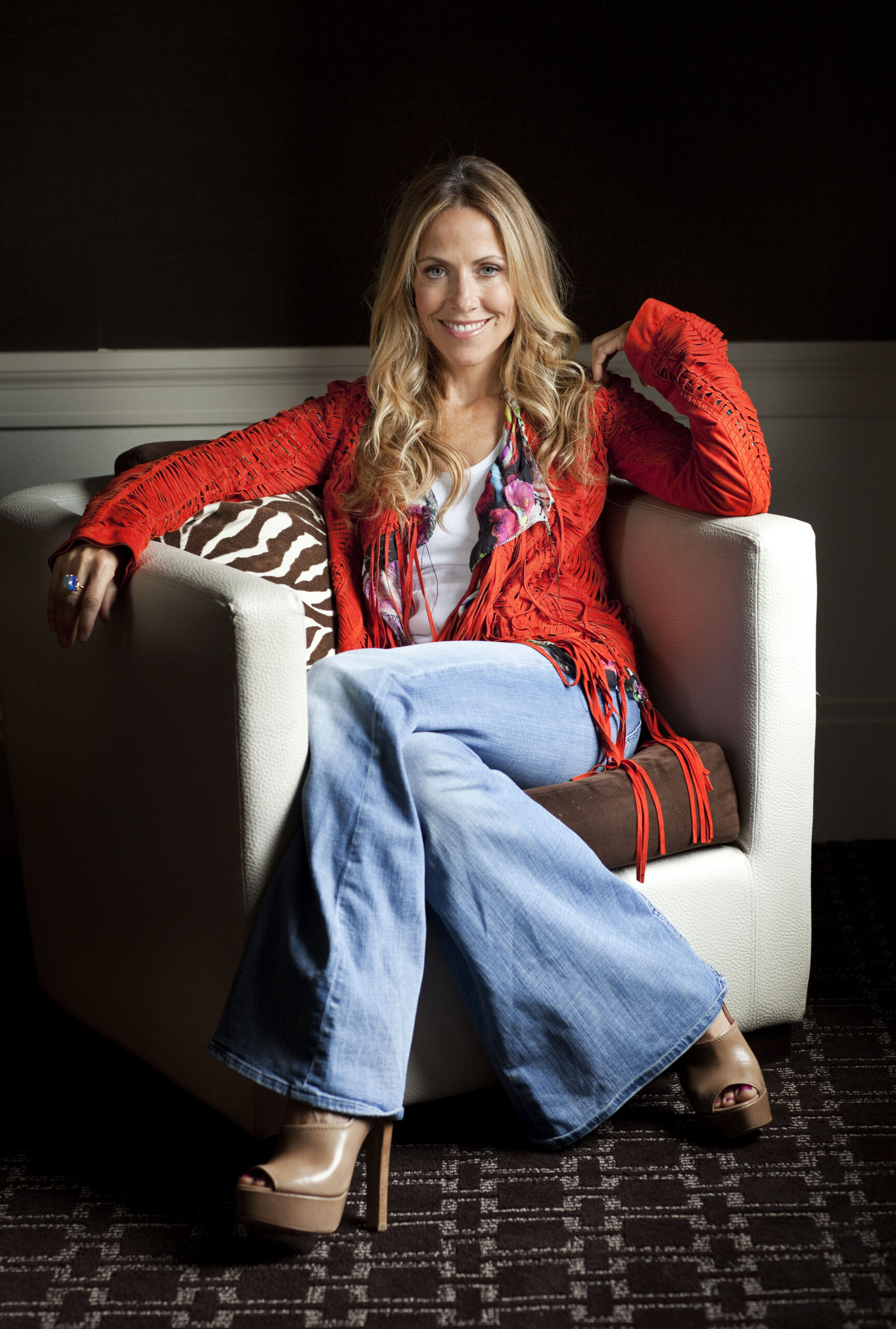 Sheryl Crow undergoes a country conversion