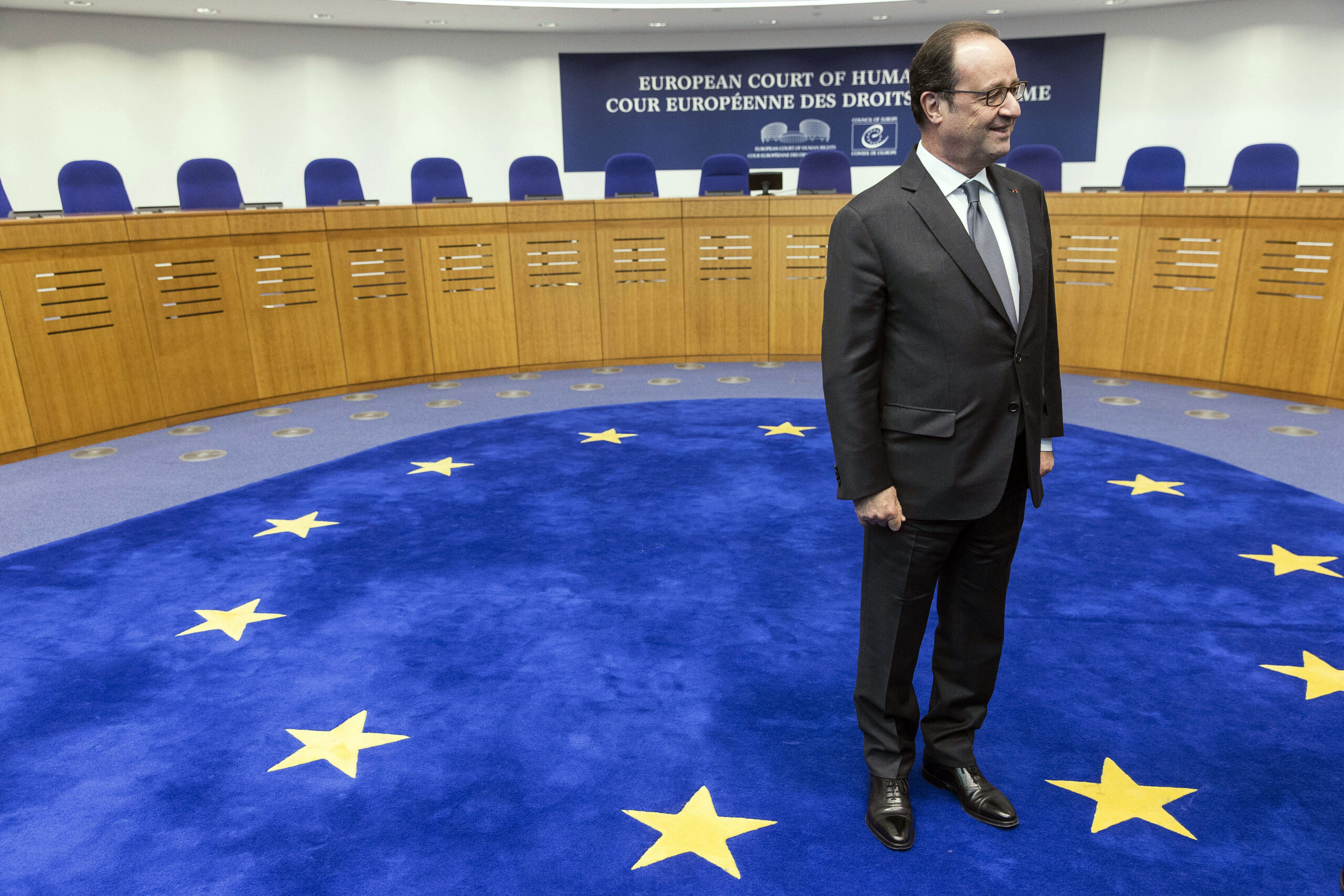 Hollande: Muslim women want to shed veil, be French