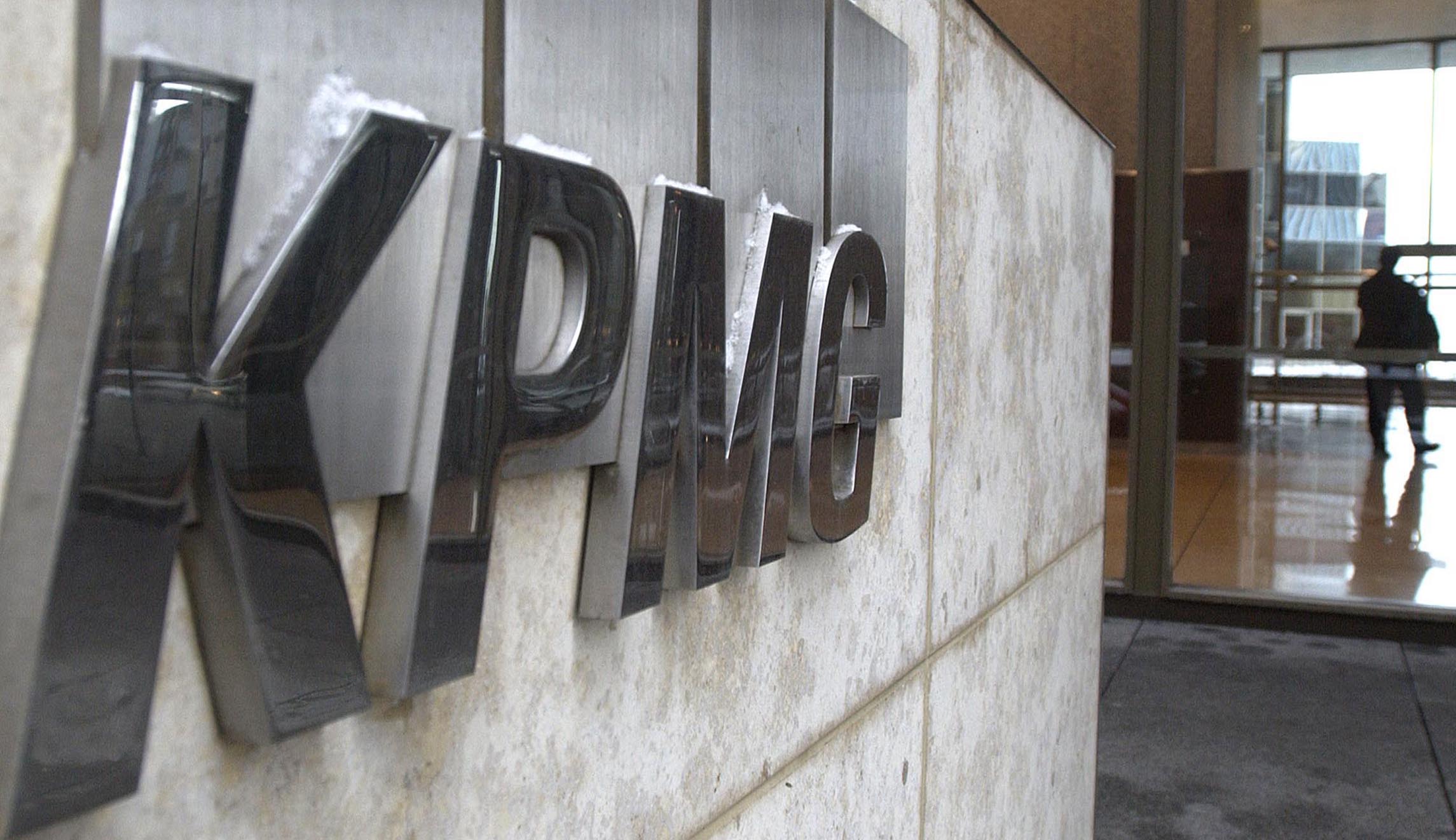 SEC says ex-inspectors leaked secret data to help auditor KPMG ace reviews
