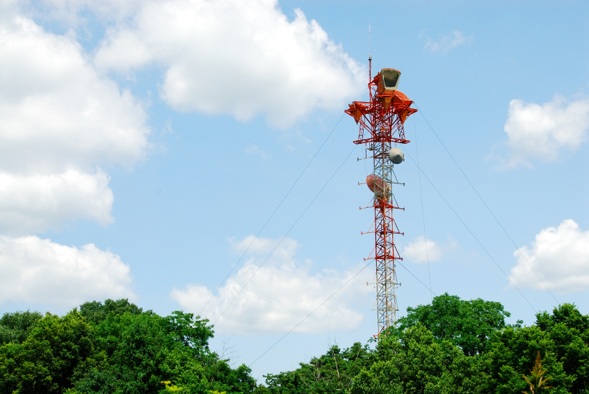 FCC fines two cellphone carriers over privacy breaches