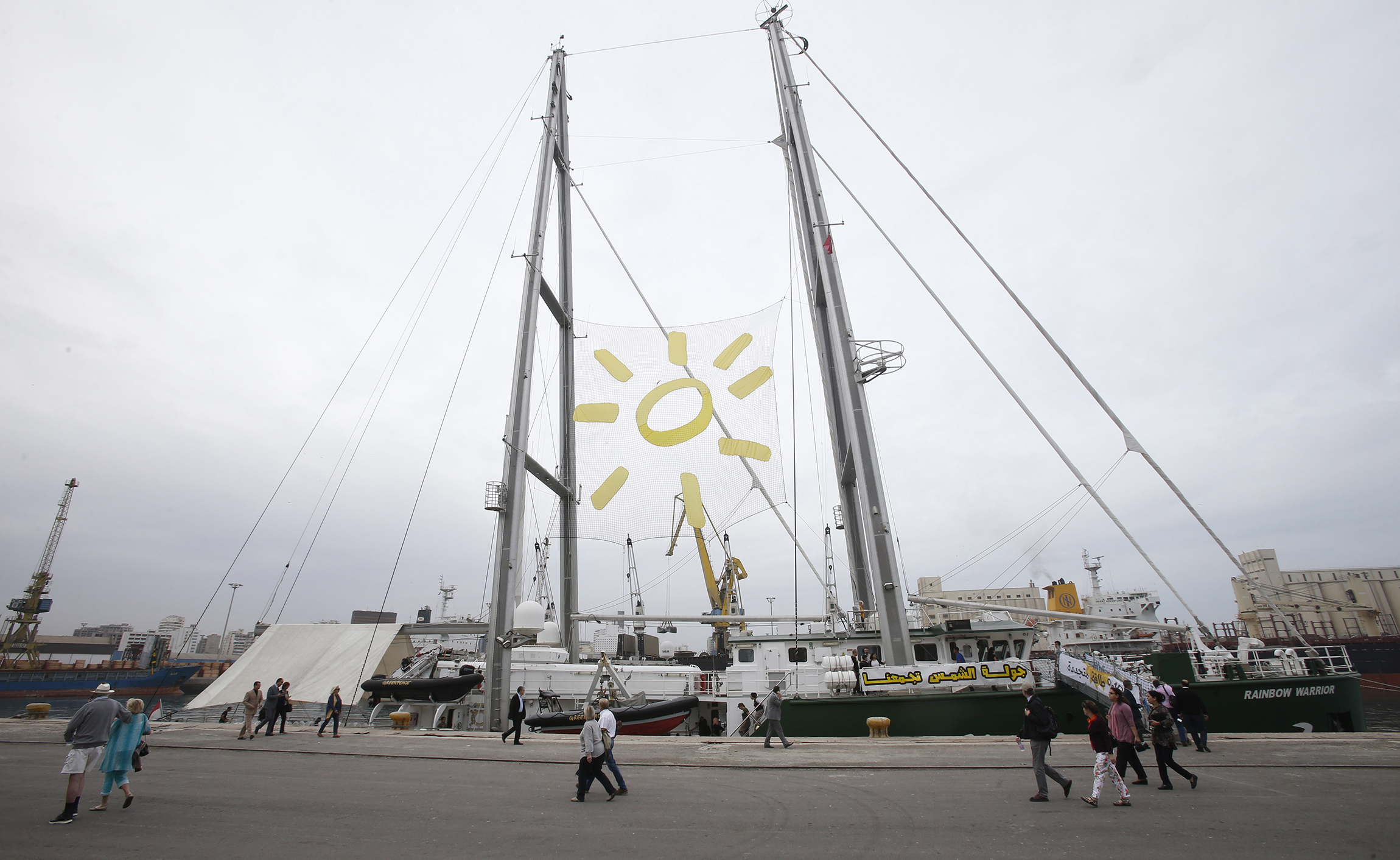 Clinton scandal hangs over climate talks in Morocco