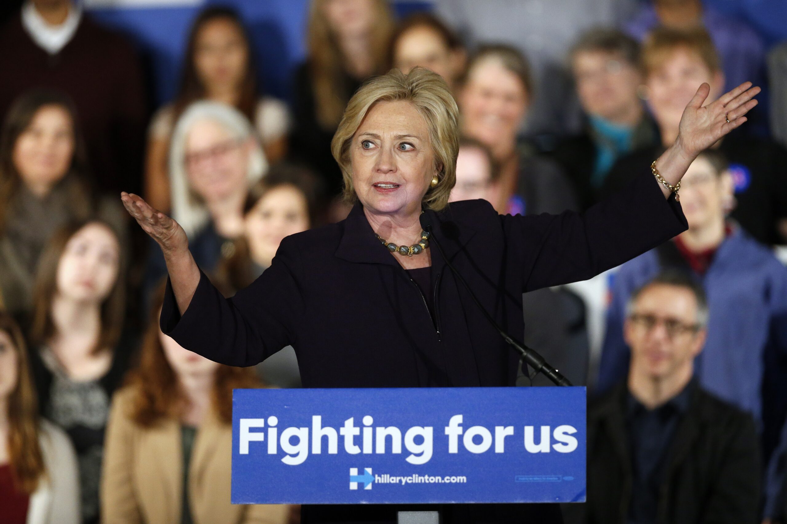 Clinton denounces ‘inflammatory talk’ about Syrian refugees