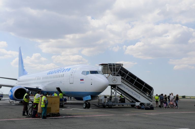 Russian tourists stranded abroad as crisis deepens