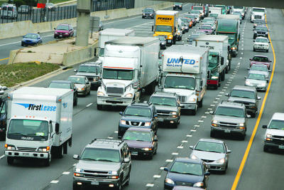 Traffic on Interstate 95 near Springfield in Fairfax County. Congestion in the county affects jobs, schools and the environment, a new report says.