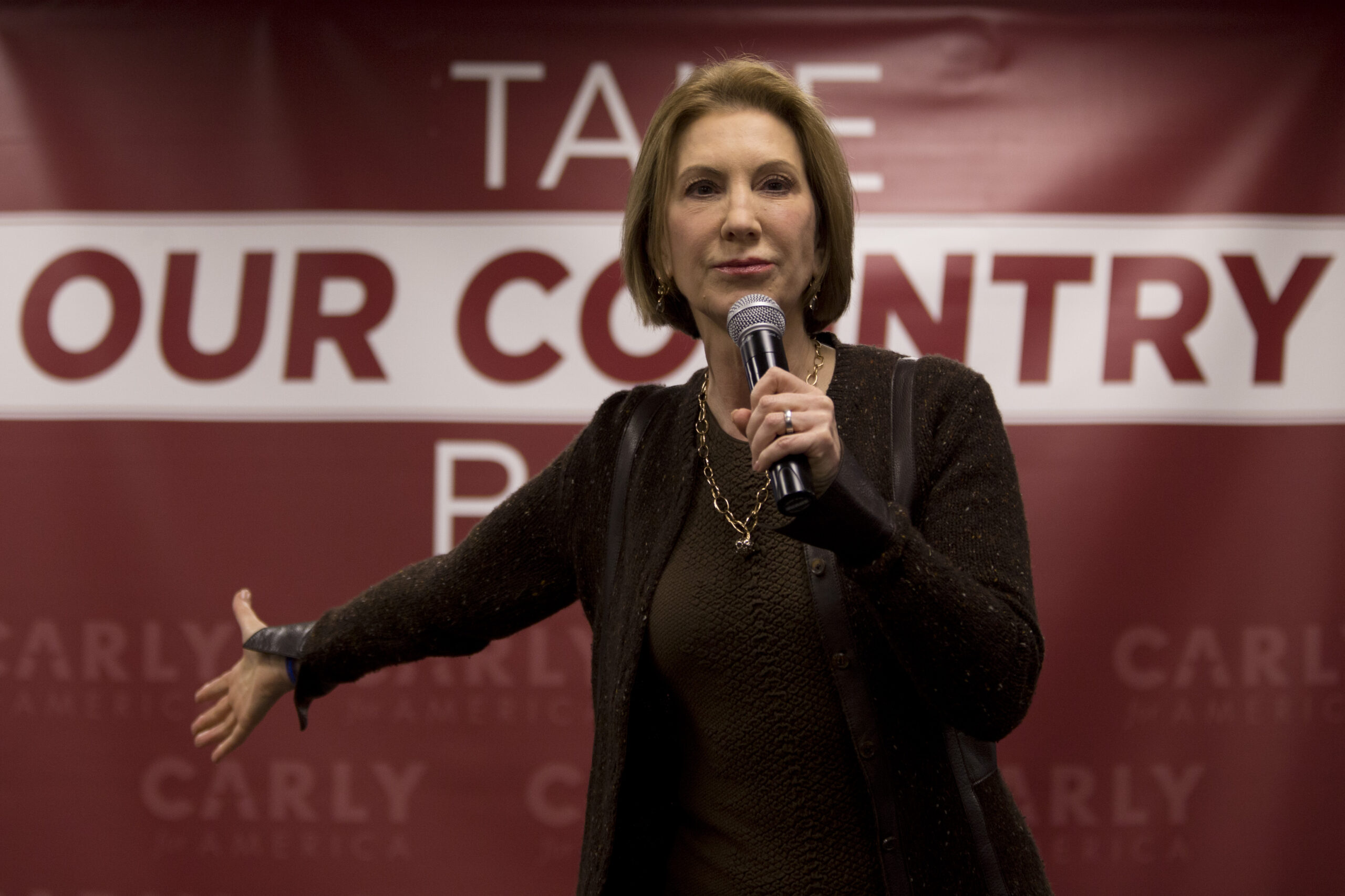 Fiorina won’t drop out, demands spot in Saturday debate