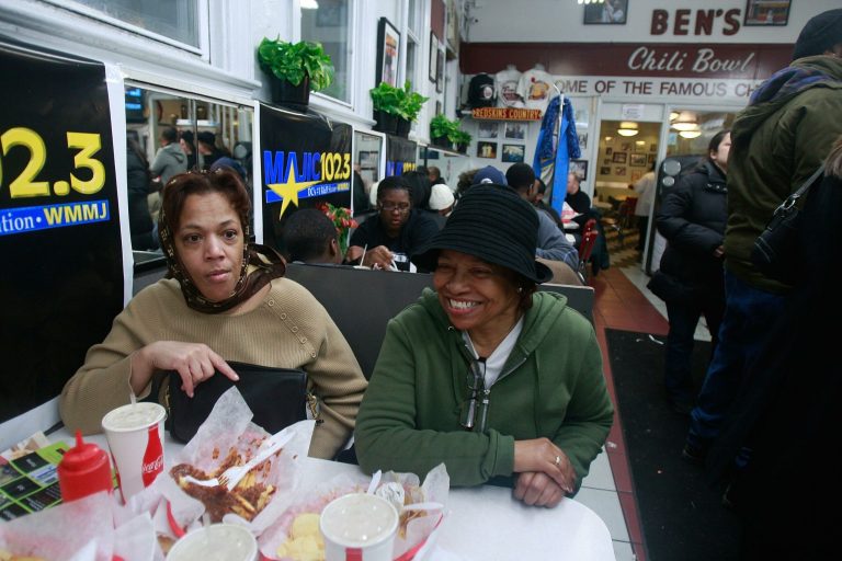 Diner racism: Waiters diss blacks