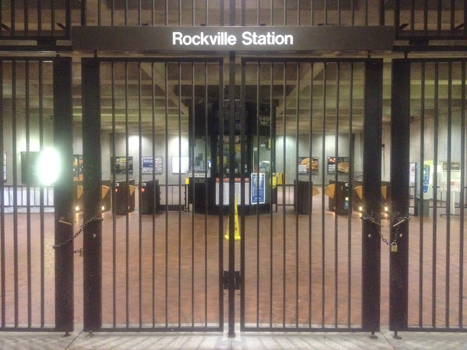 Metro suspends all Monday service