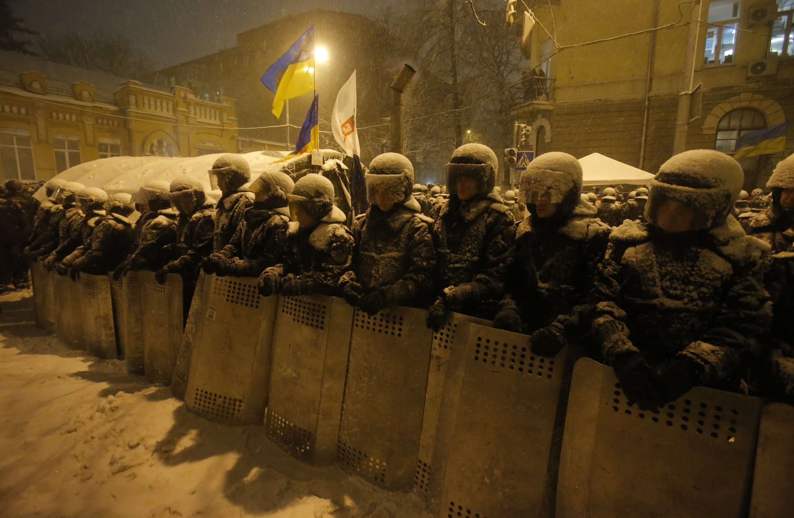 Joe Biden warns Ukraine against violent crackdown
