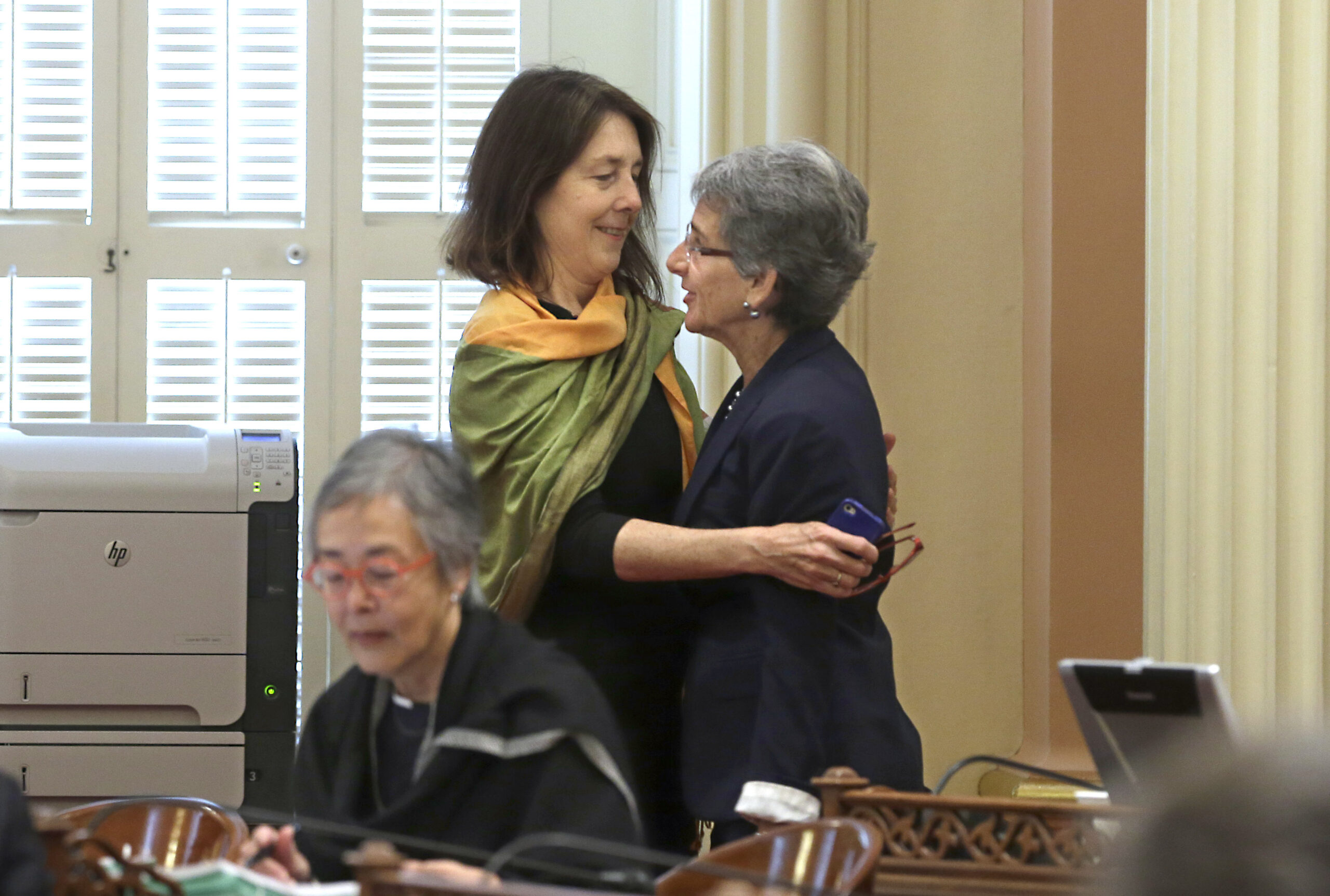 California Senate passes gun restraining order