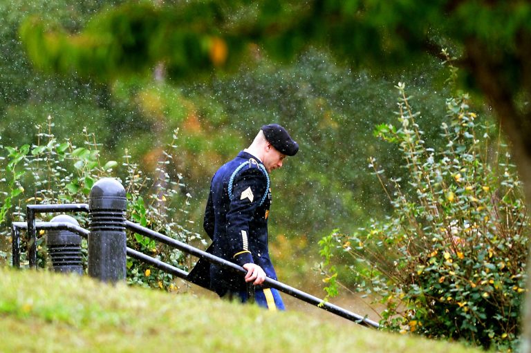 Bowe Bergdahl Skates