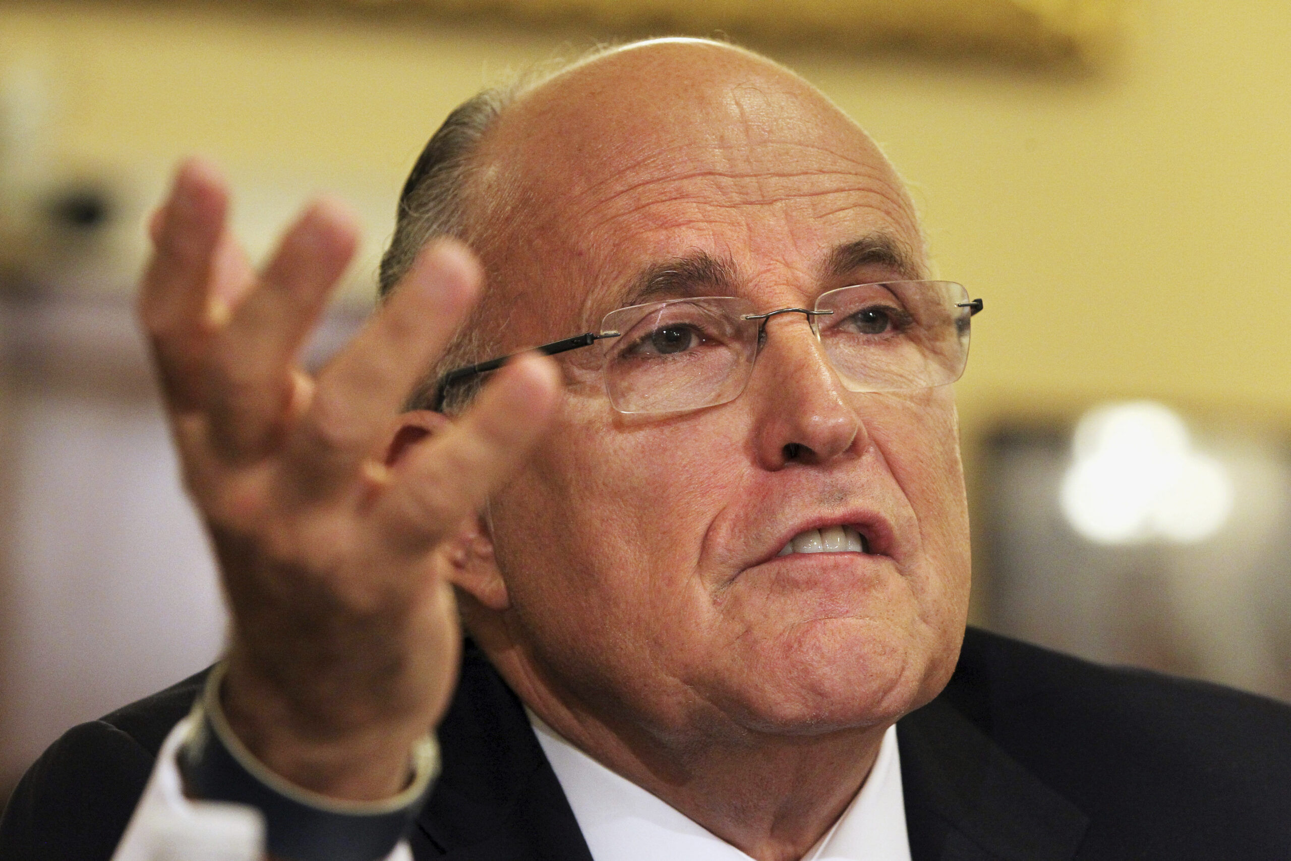 Rudy Giuliani: Obama should have bombed Syria without Congress