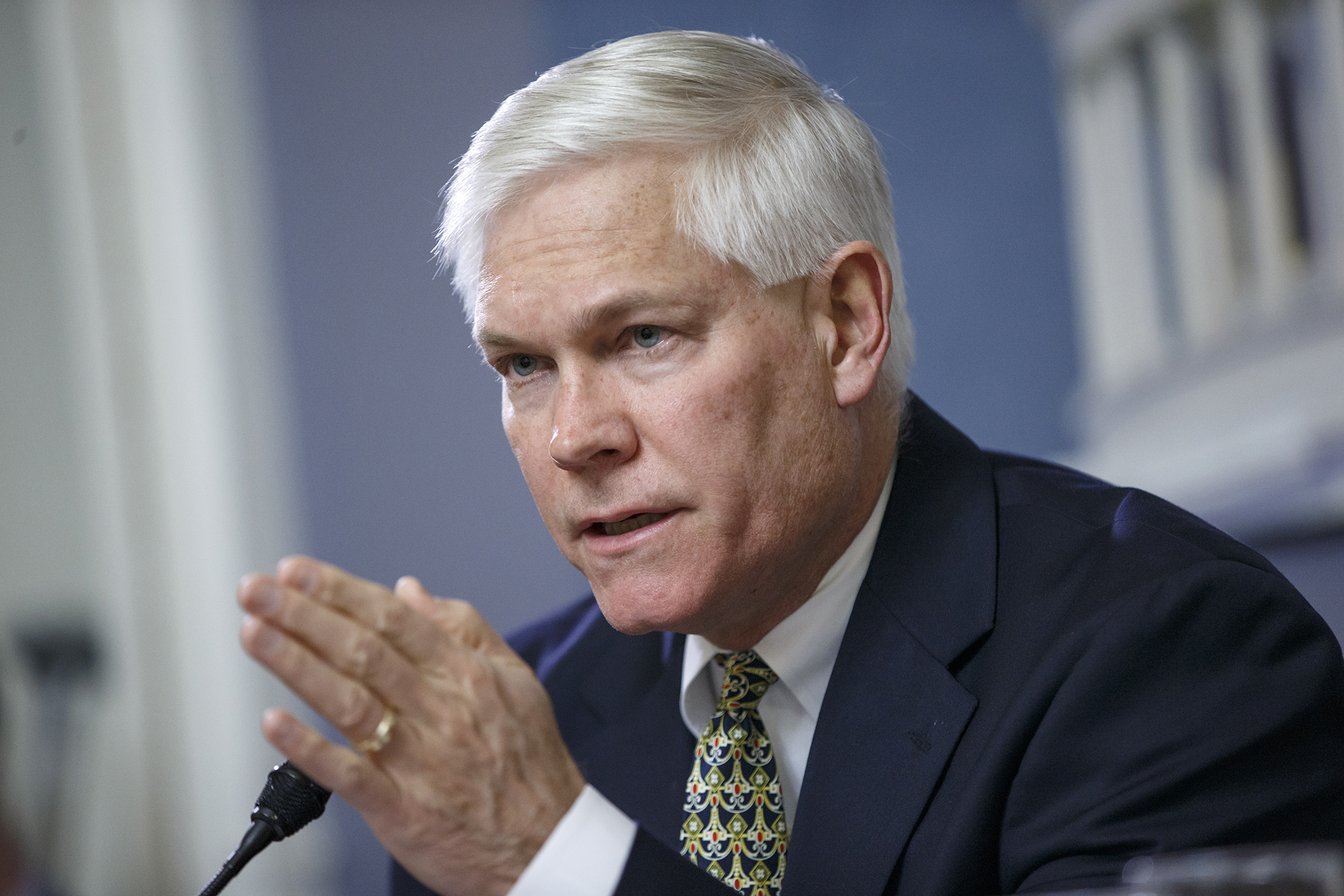 Lawmaker aims to kill amendment requiring women to sign up for the draft