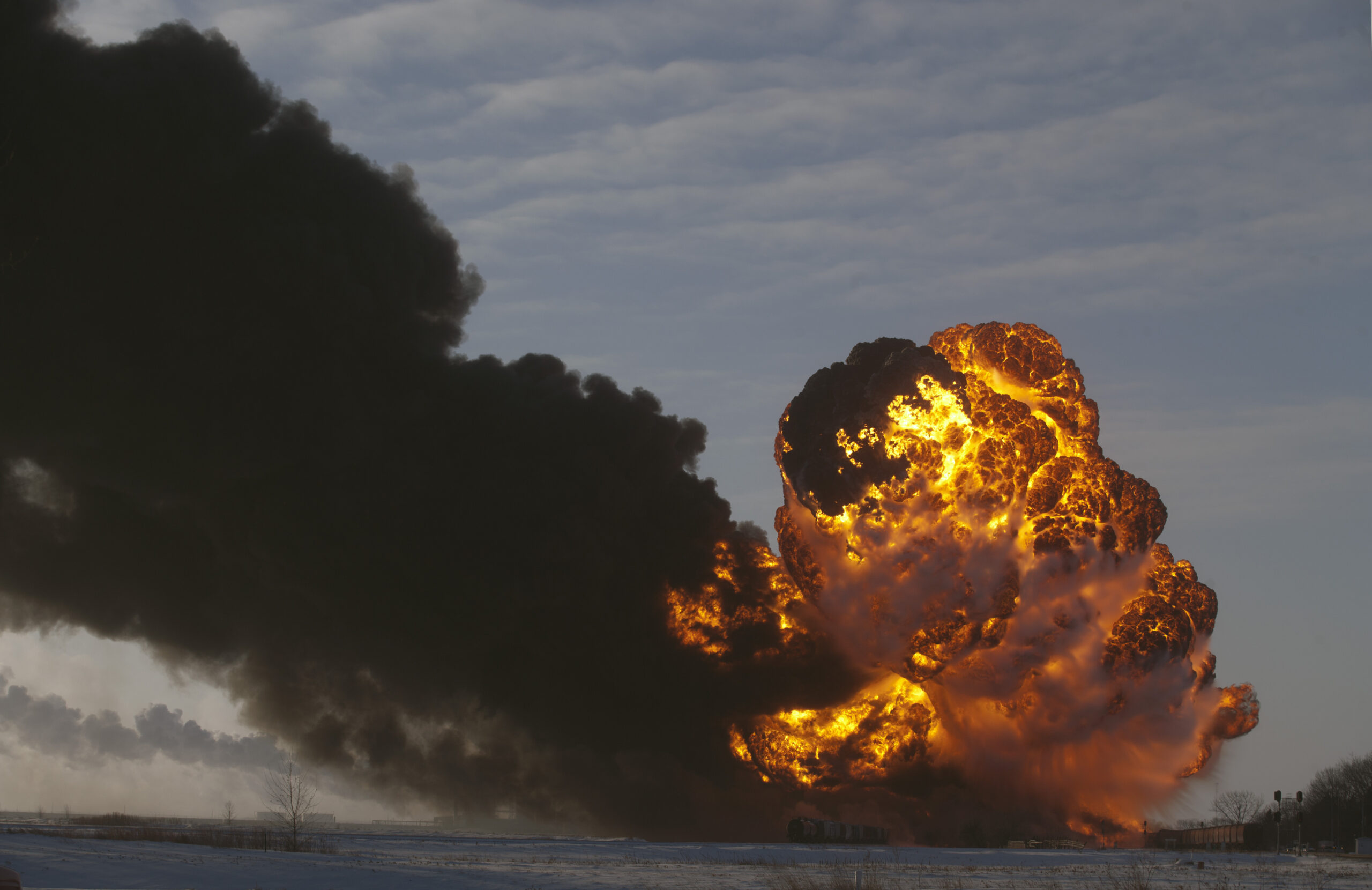 Mayor: North Dakota town dodged a bullet in crude explosion