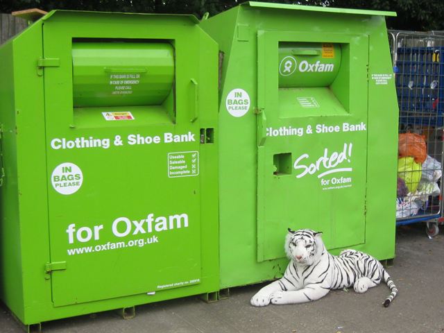 Oxfam, Schmoxfam
