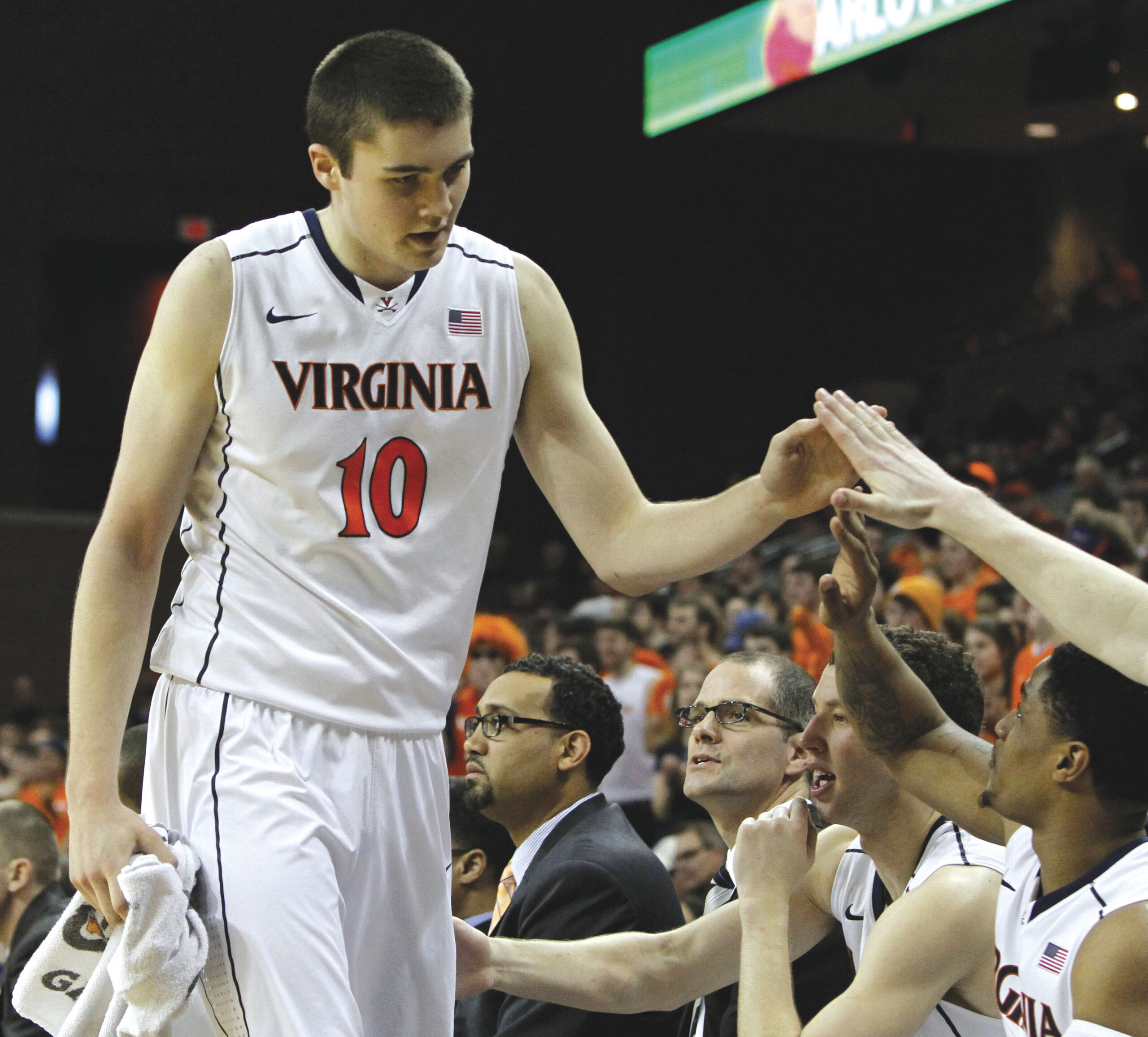 Sizing up Duke is key for Virginia