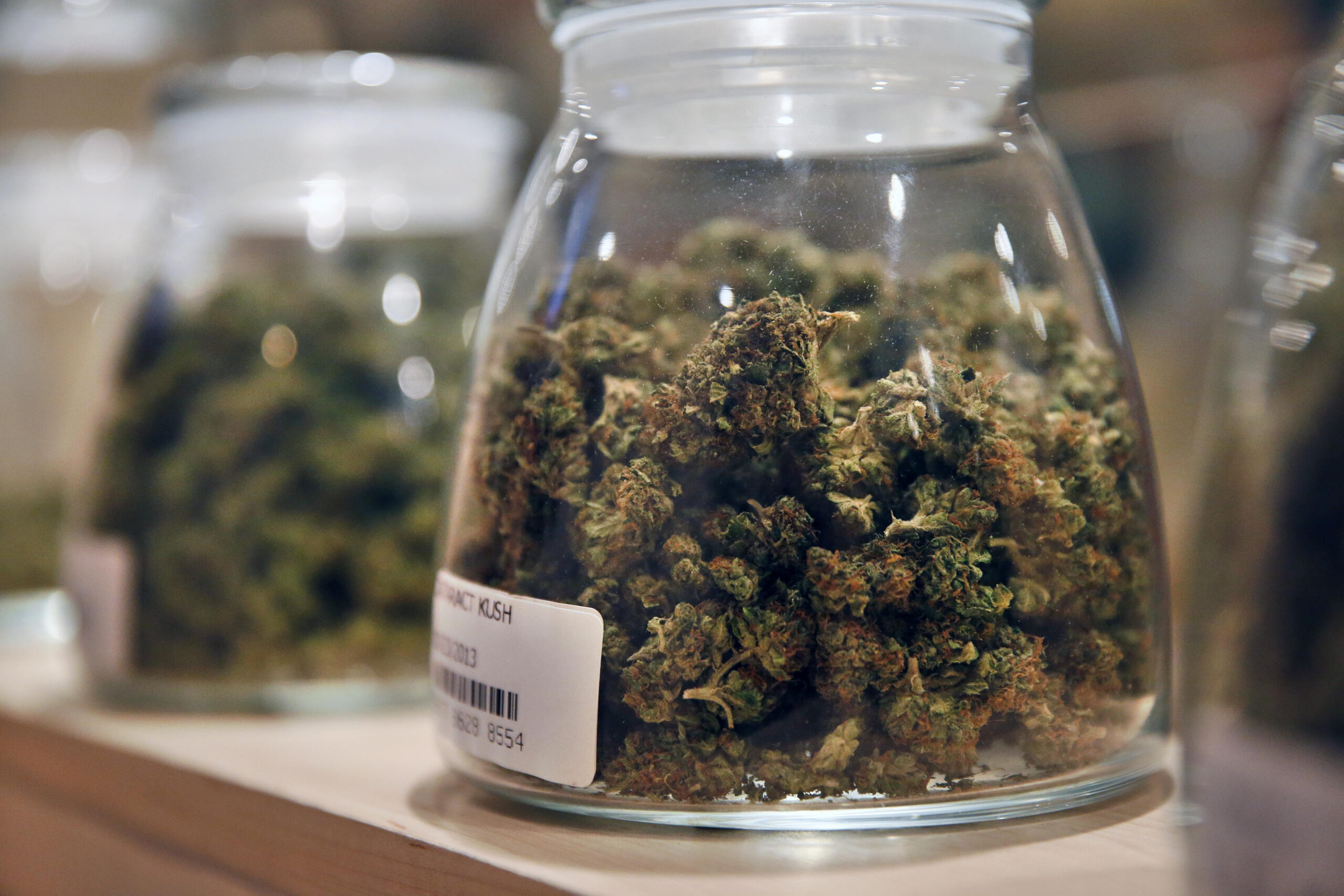 Feds clear marijuana businesses for banking