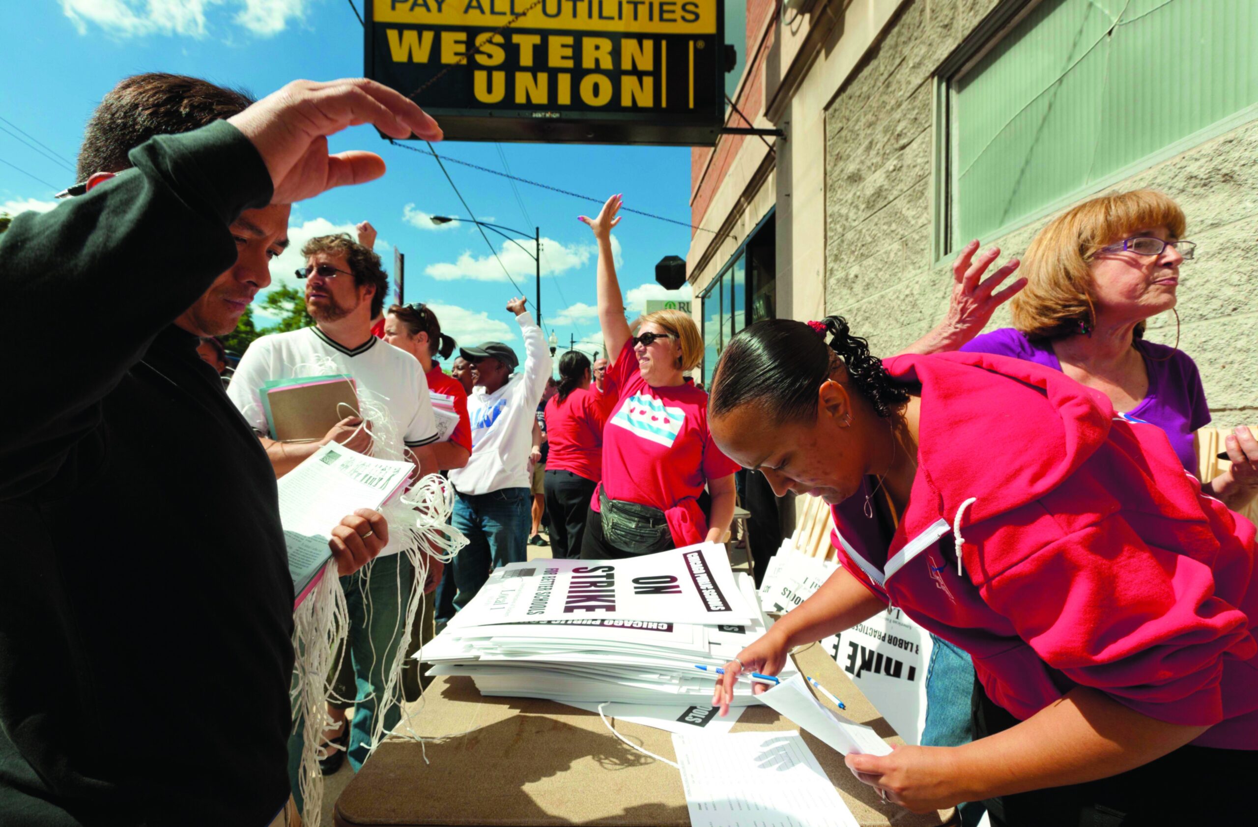 Parents plan for kids if Chicago teachers strike