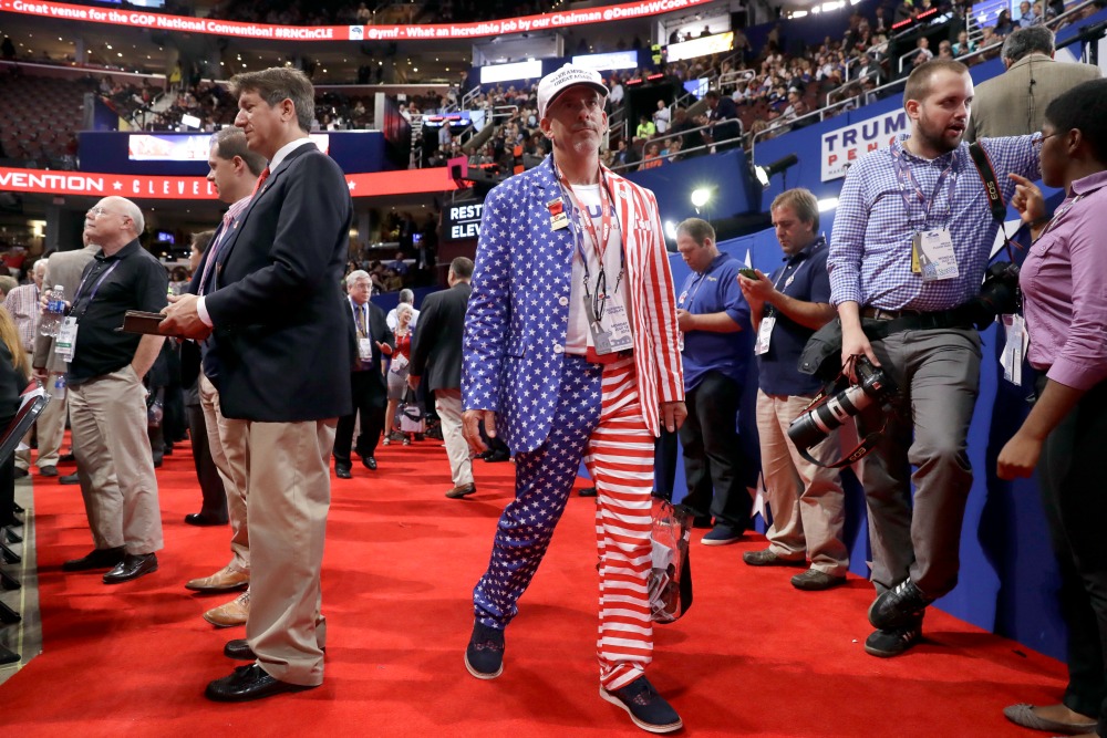 As GOP aims for unity, Trump divides state delegations