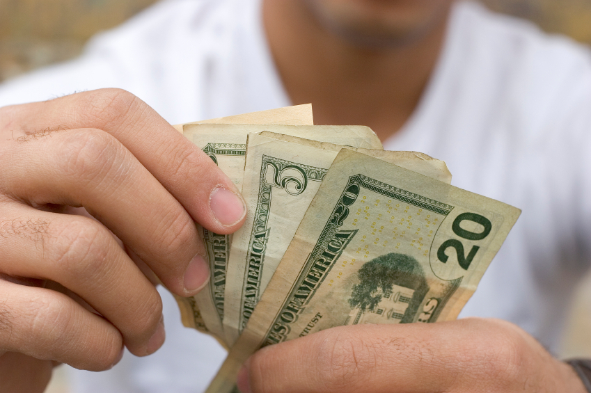 Poll: Americans estimate federal government wastes 51 cents on the dollar