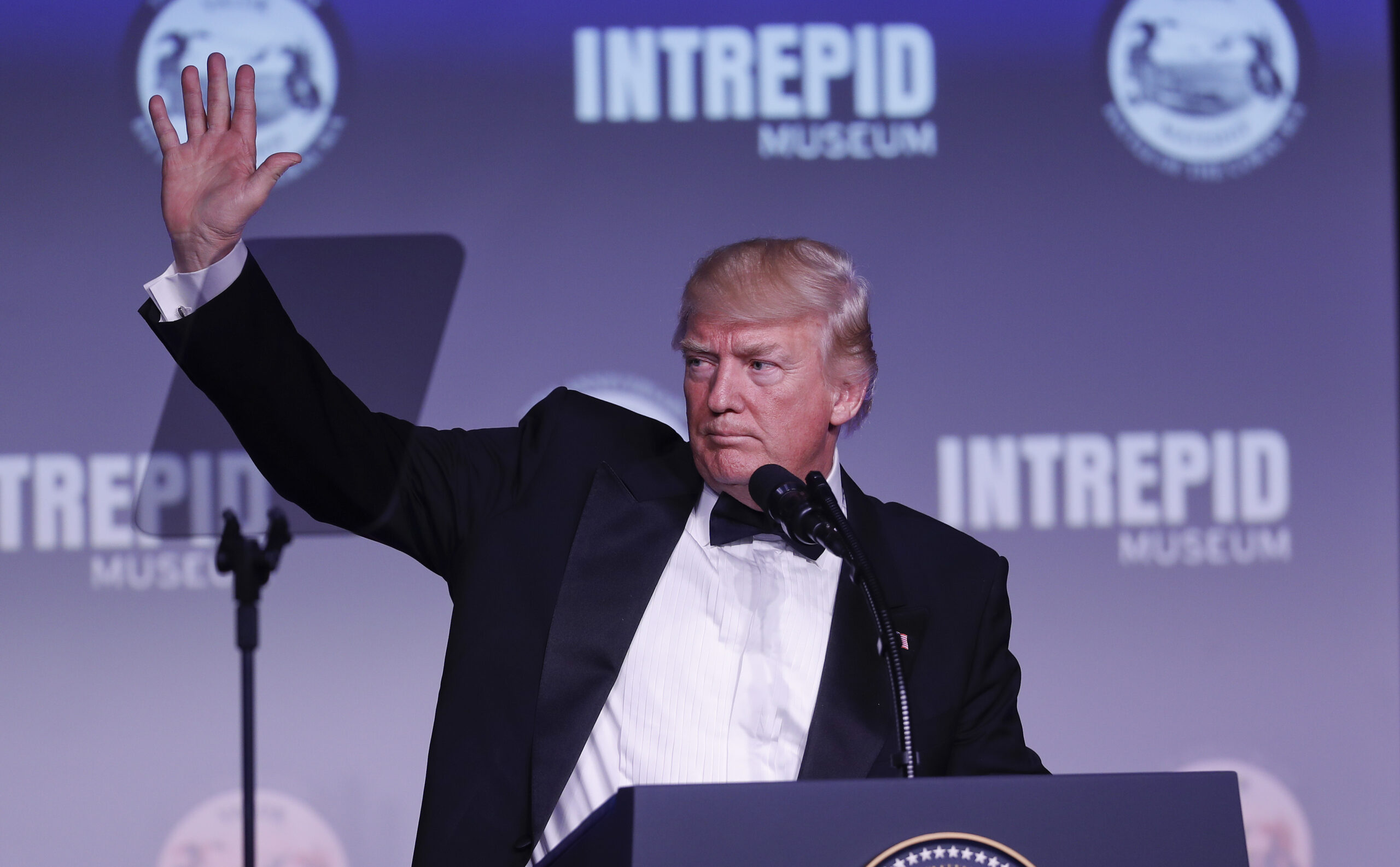 Republican National Committee holds contest to win dinner with Trump