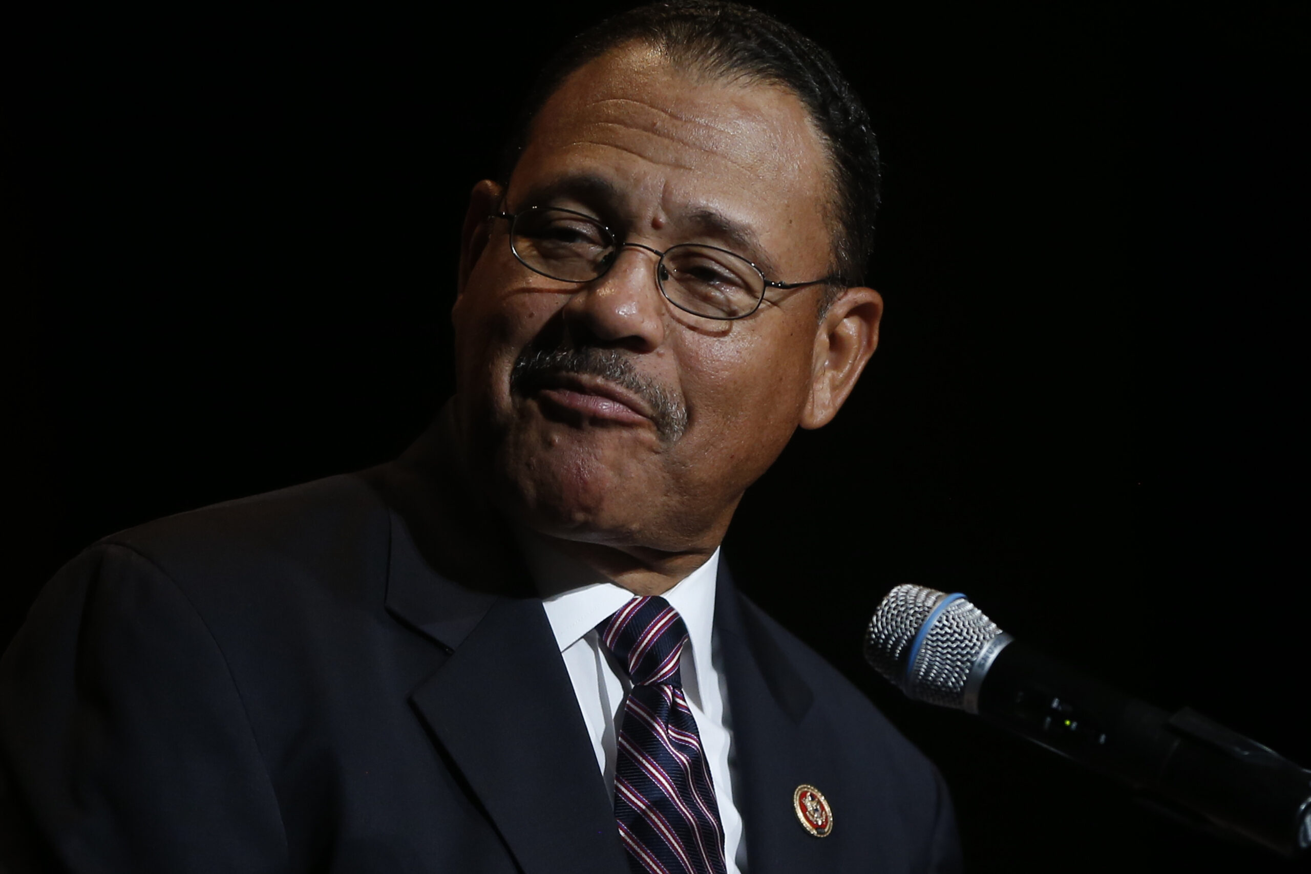Dem enlists veterans for fight over Keystone XL pipeline