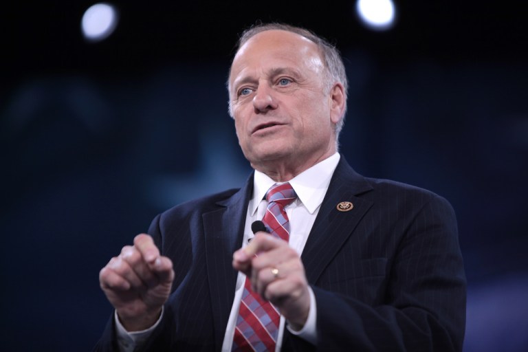 Another Day, Another Immigration Story that Lets Democrats Skirt the Substance