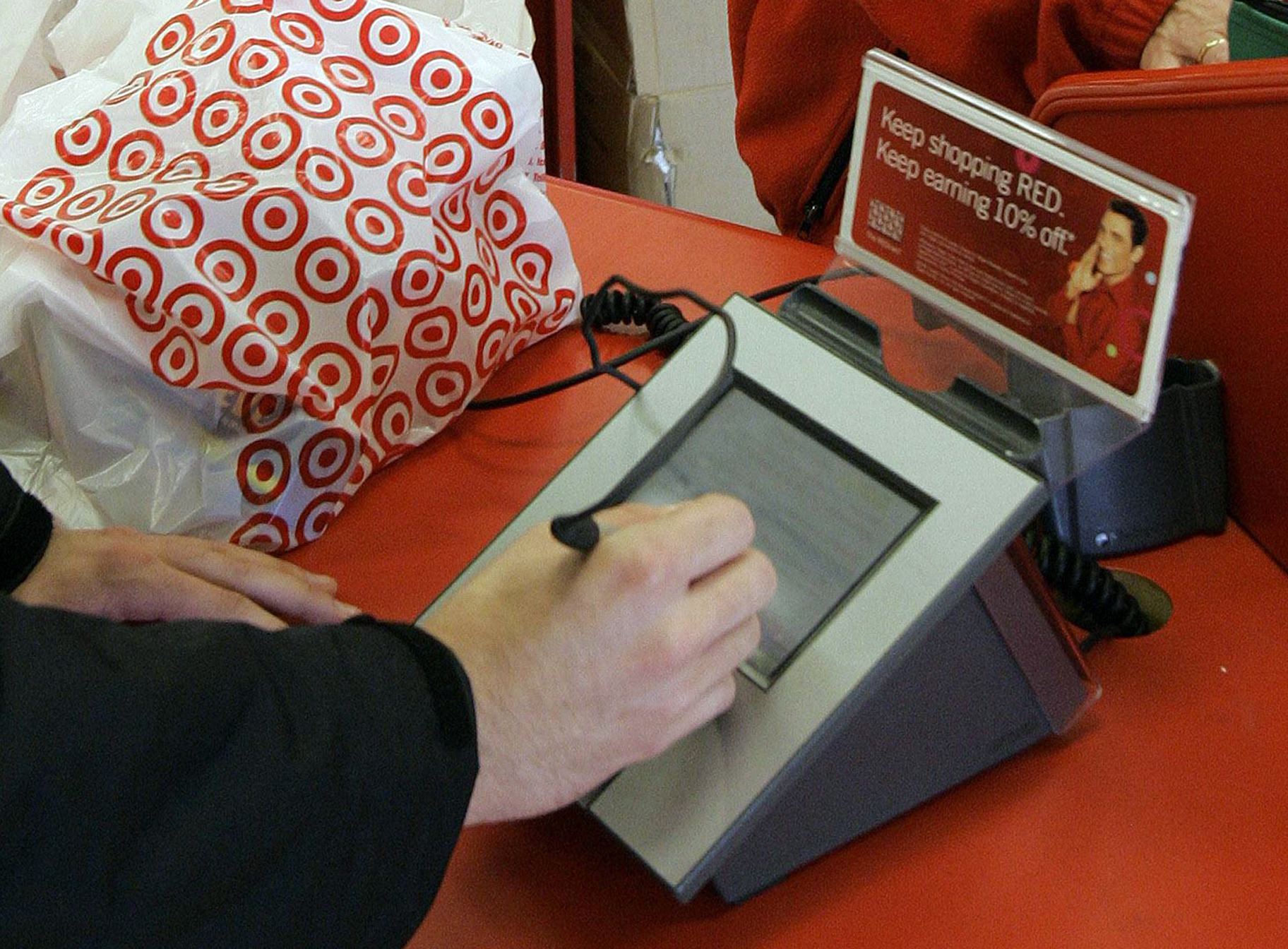 Weak US card security made Target a juicy target