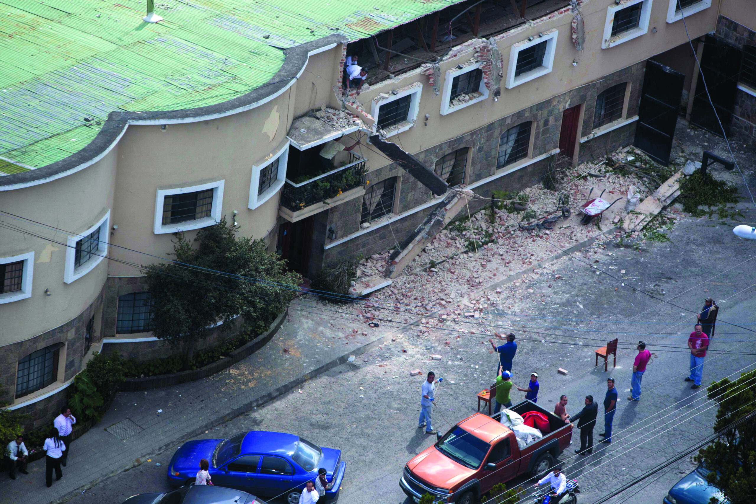 Guatemala president: earthquake kills 39