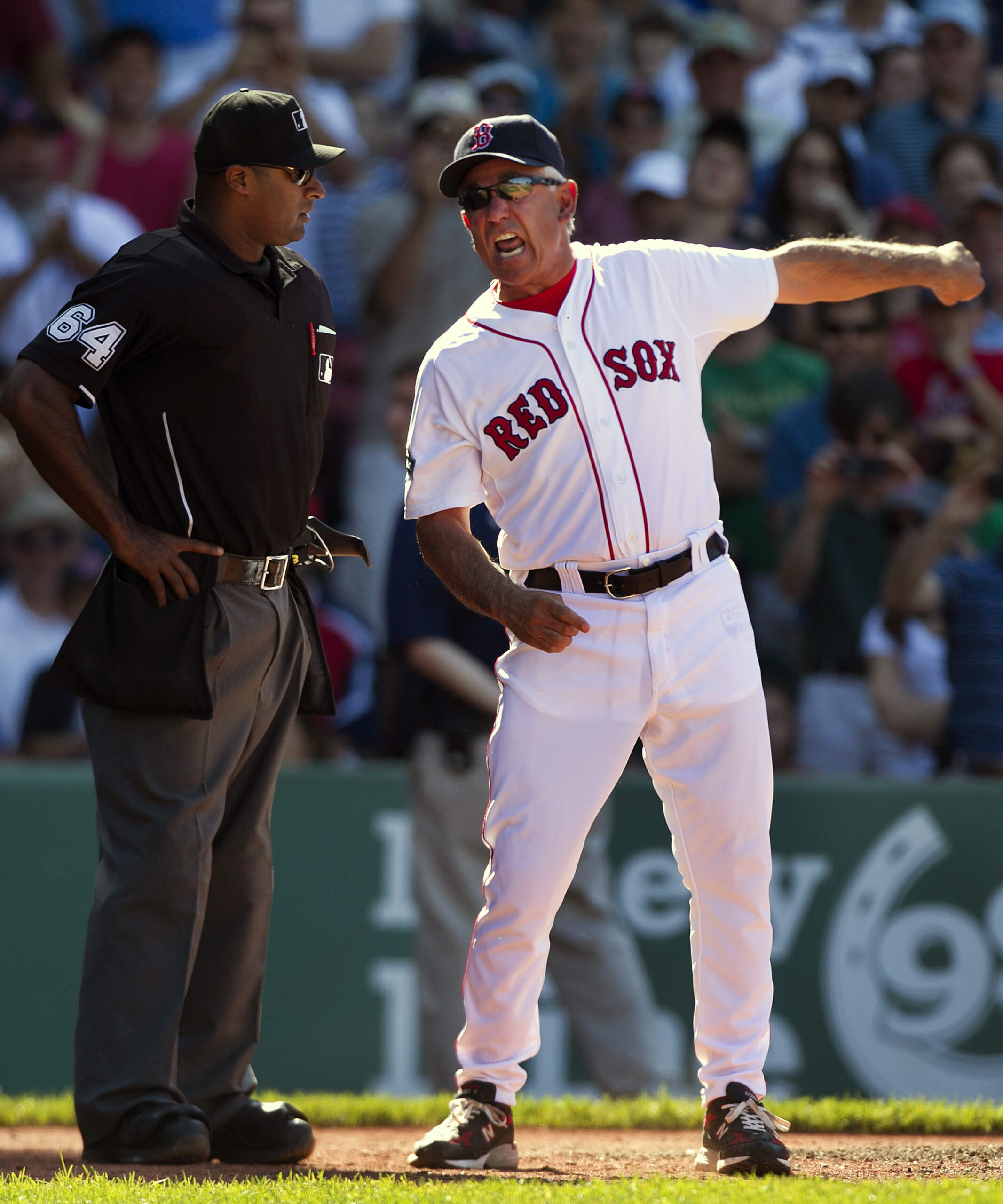 Valentine says technology would help umps