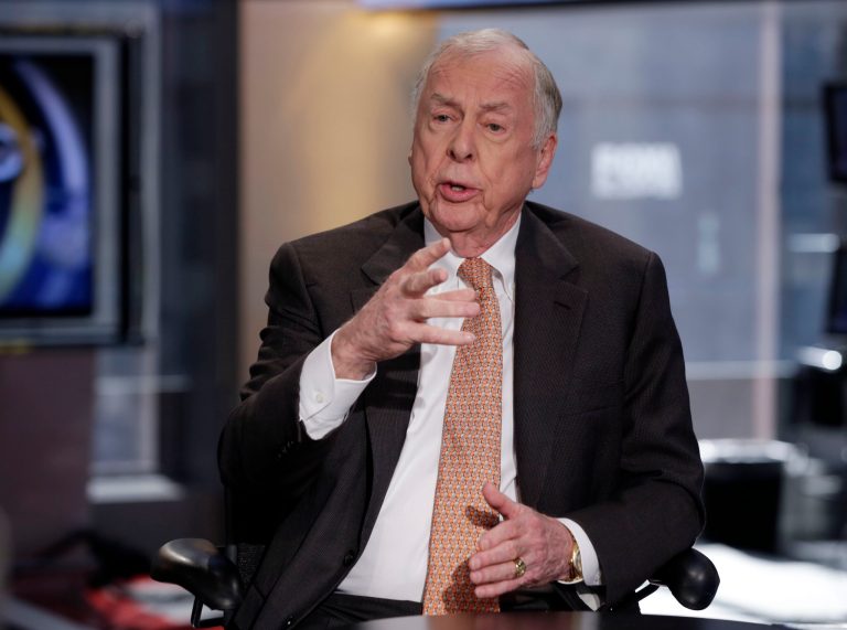 BP Capital founder, Chairman and CEO T. Boone Pickens is interviewed by Maria Bartiromo on her 