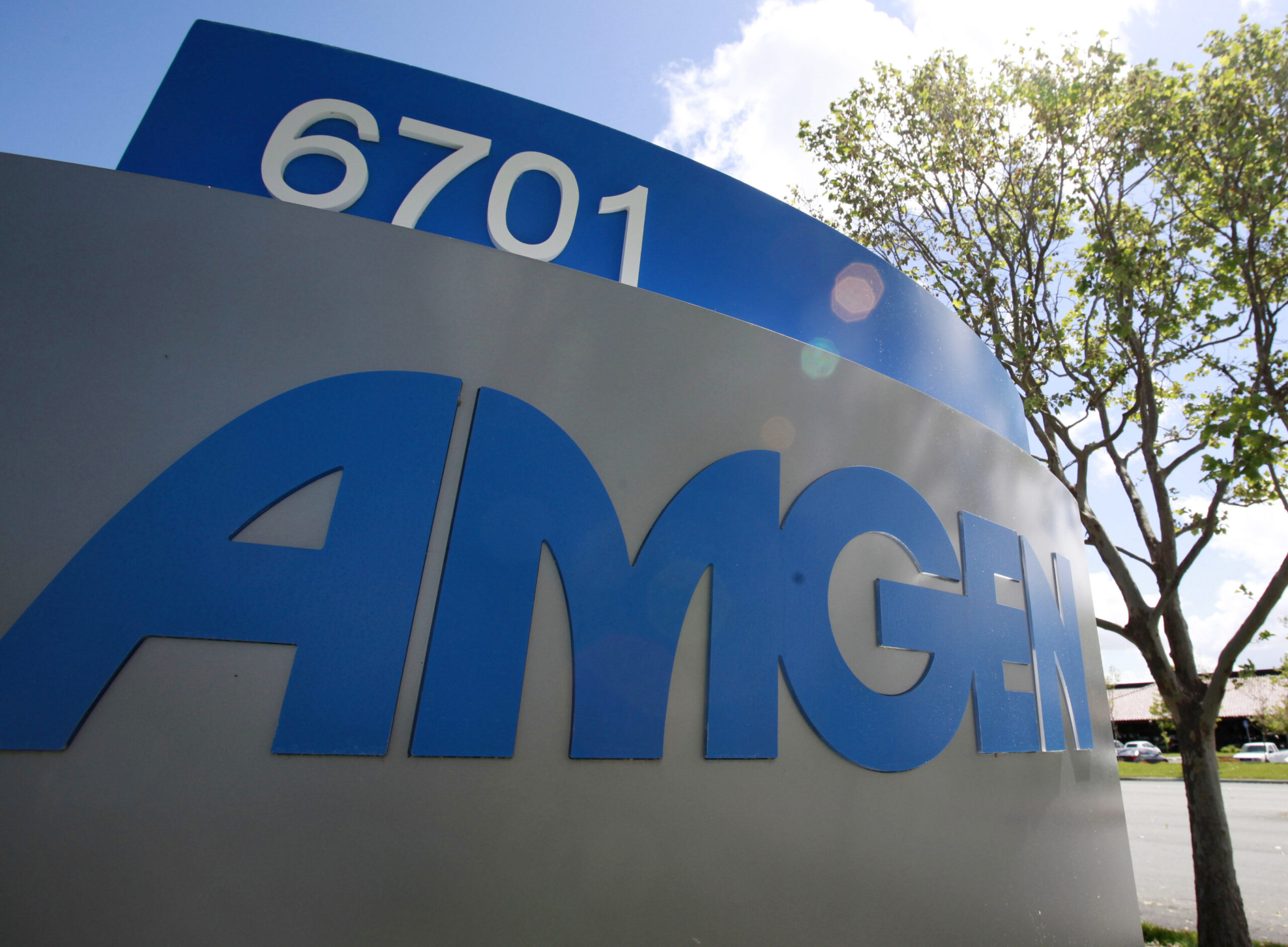 Amgen misses 1Q views as higher costs cut profit