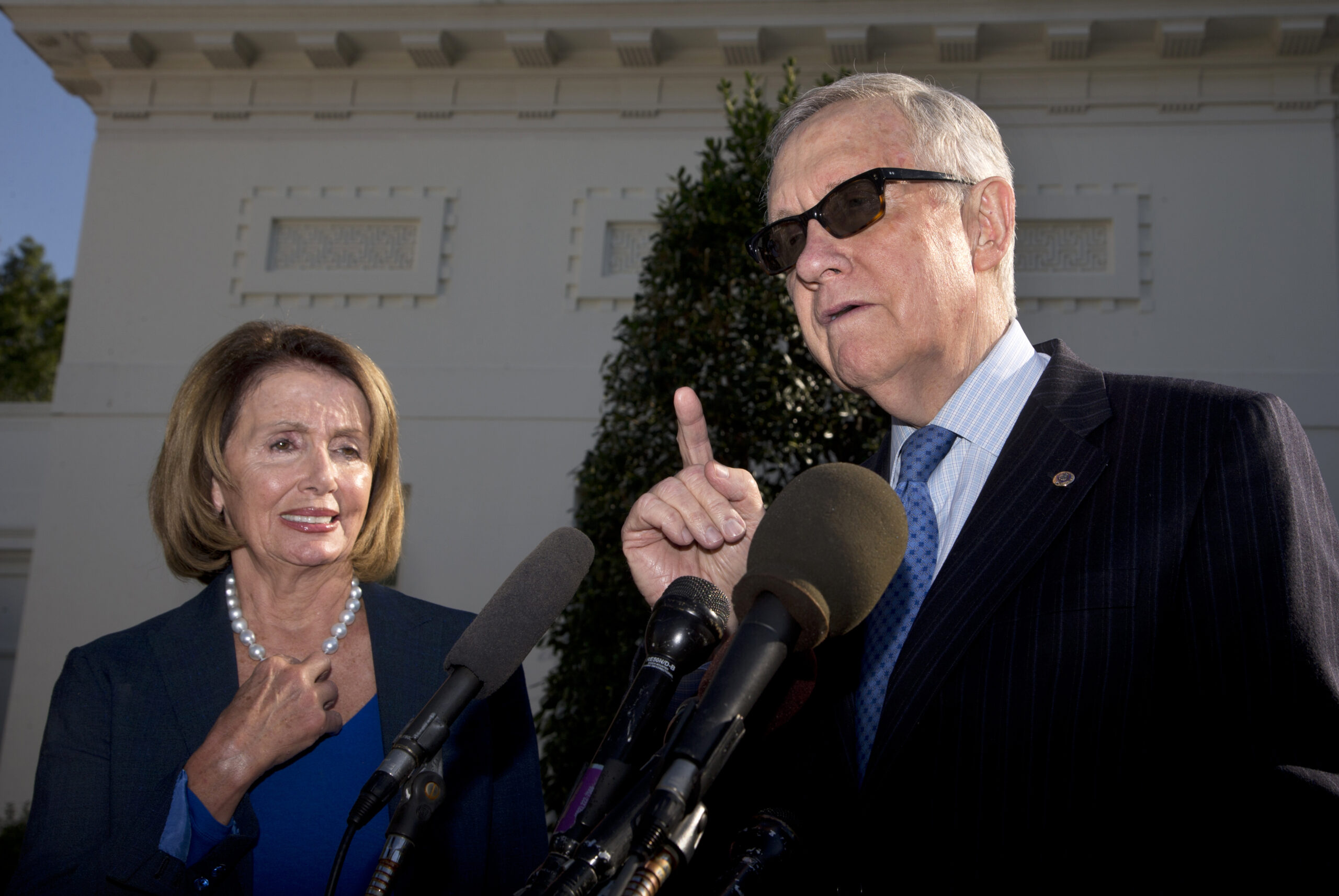 Dems block spending bill that defunds Planned Parenthood