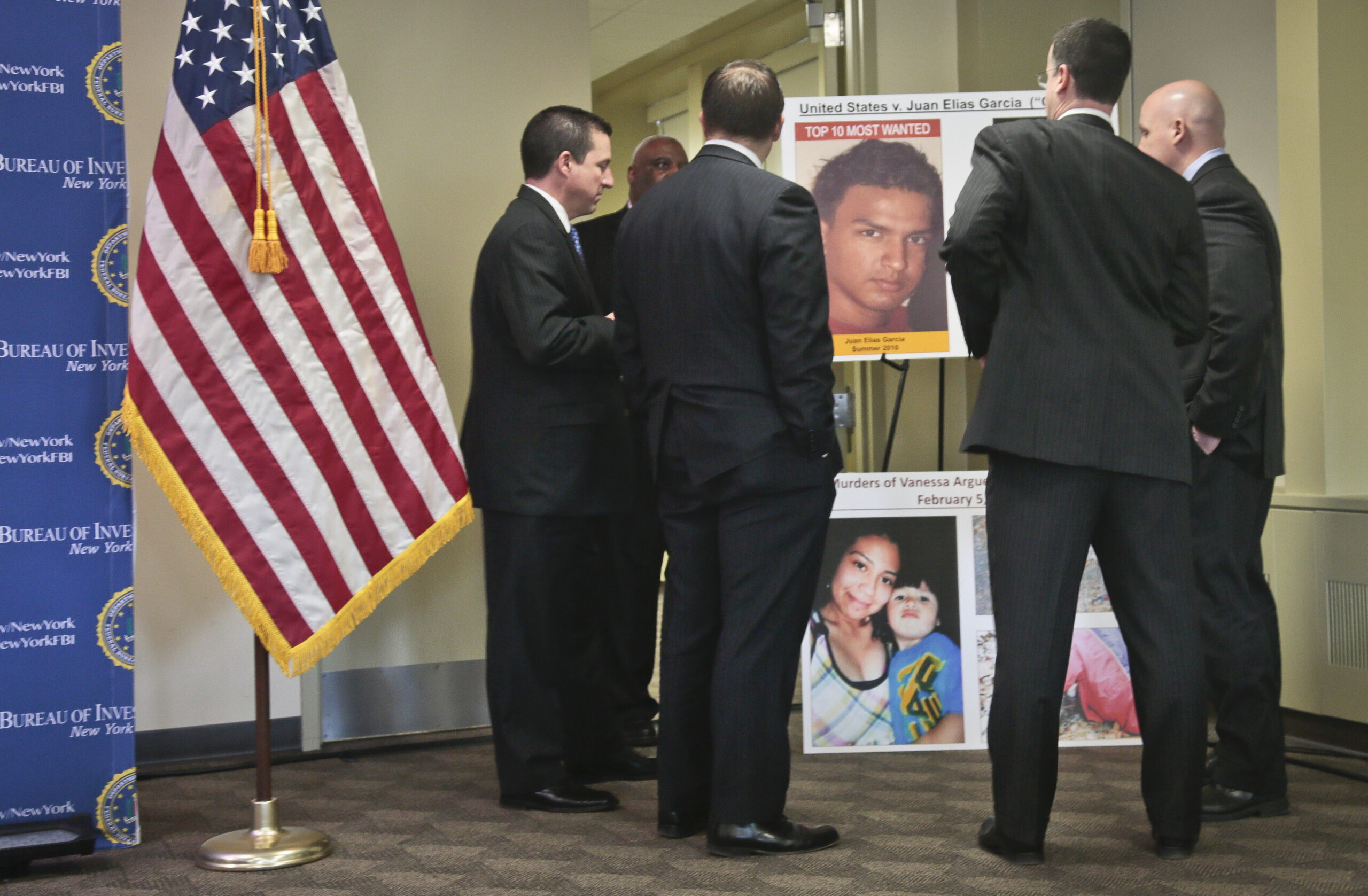 Illegal immigration numbers: MS-13 exploding, 1,100 border arrests a day, 1M on deport list