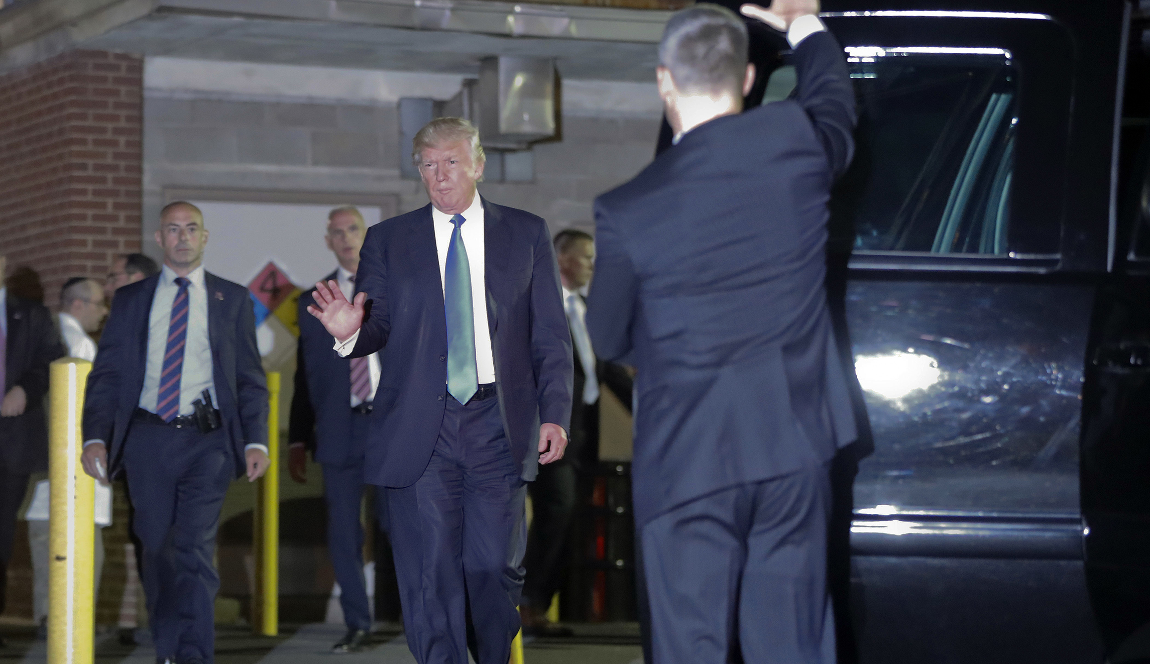 White House won’t comment on Steve Scalise shooter’s left-wing political views 