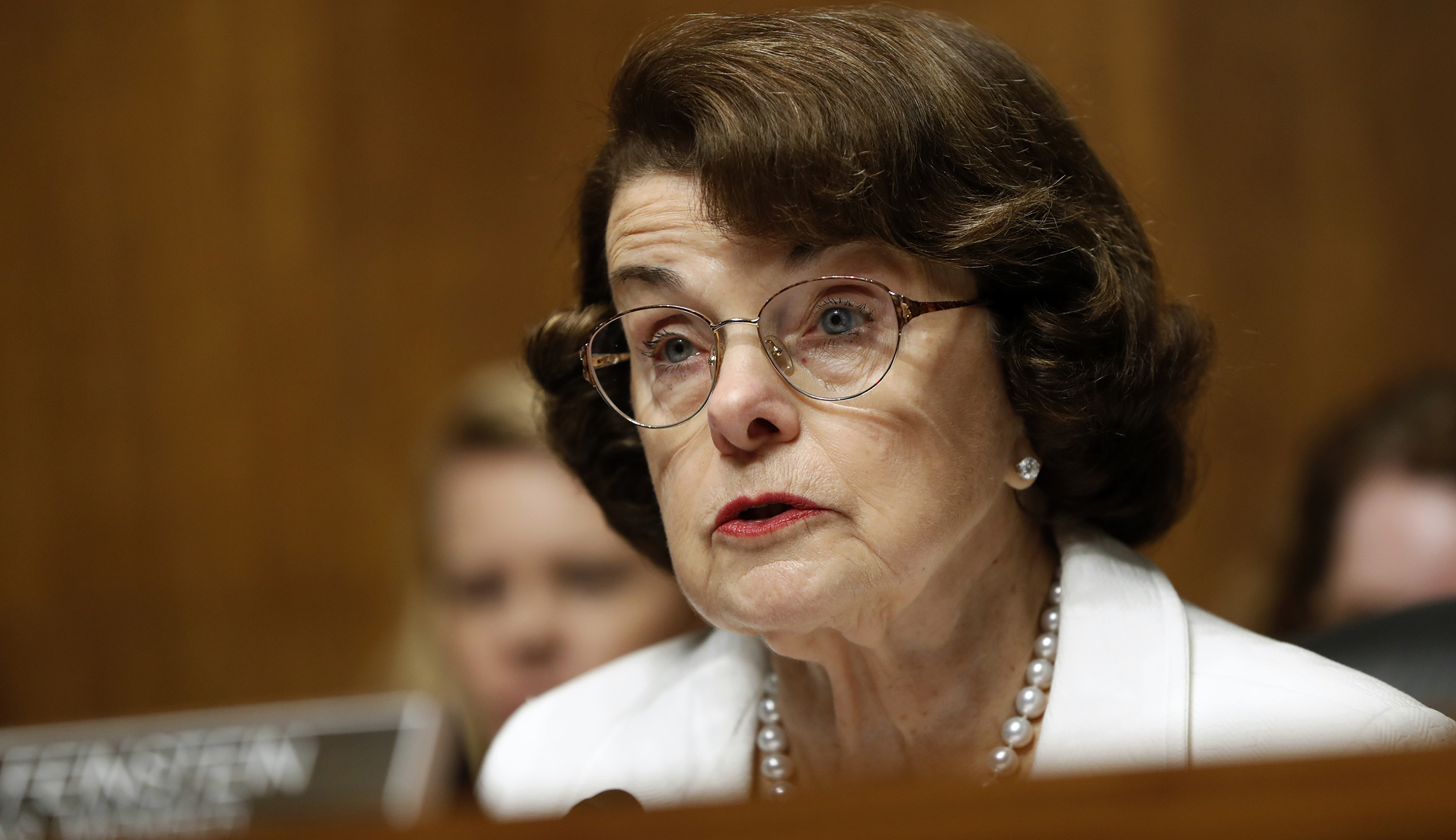 Dianne Feinstein says she will vote yes on Christopher Wray for FBI director
