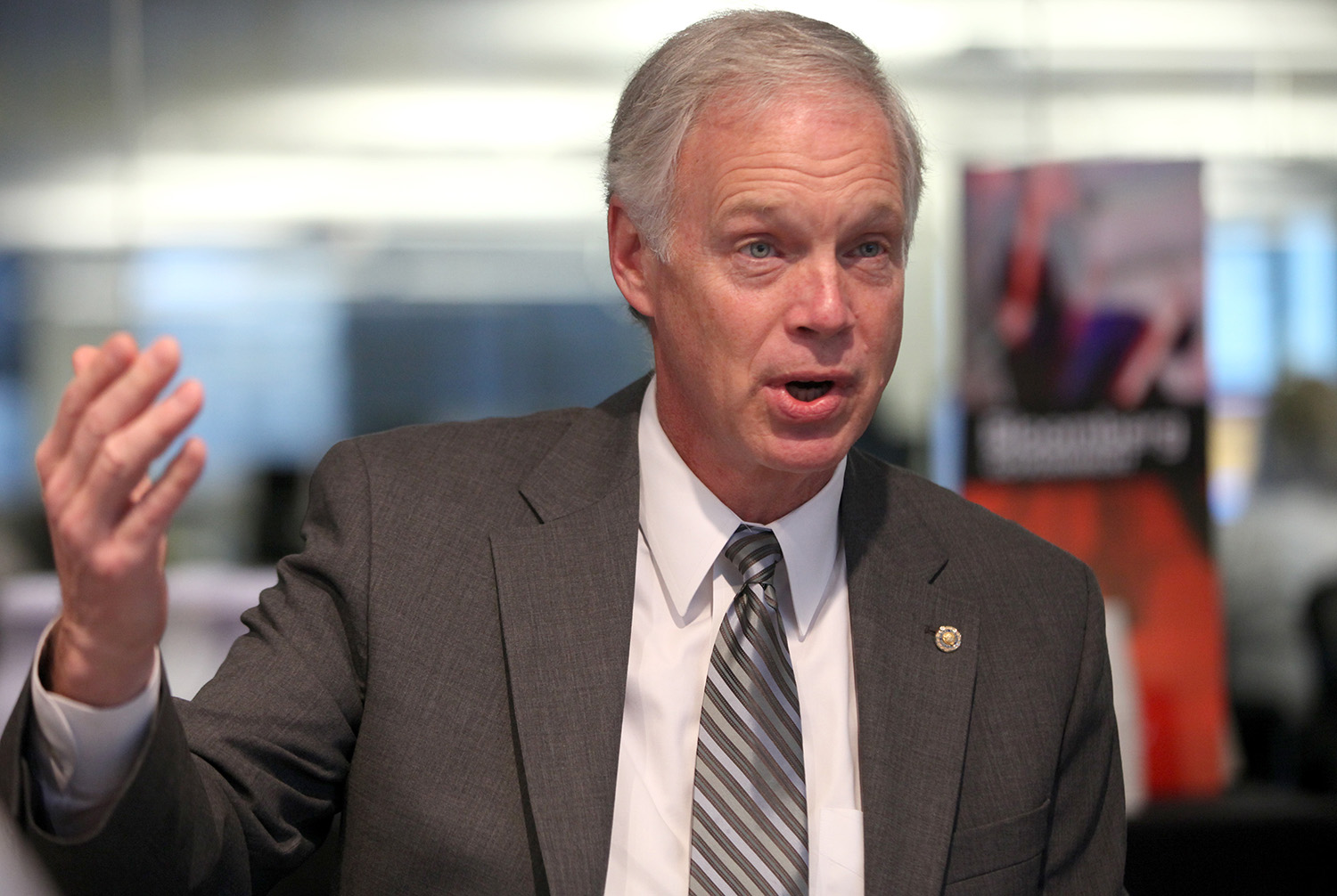 Vulnerable GOP senators split on Puerto Rico bill