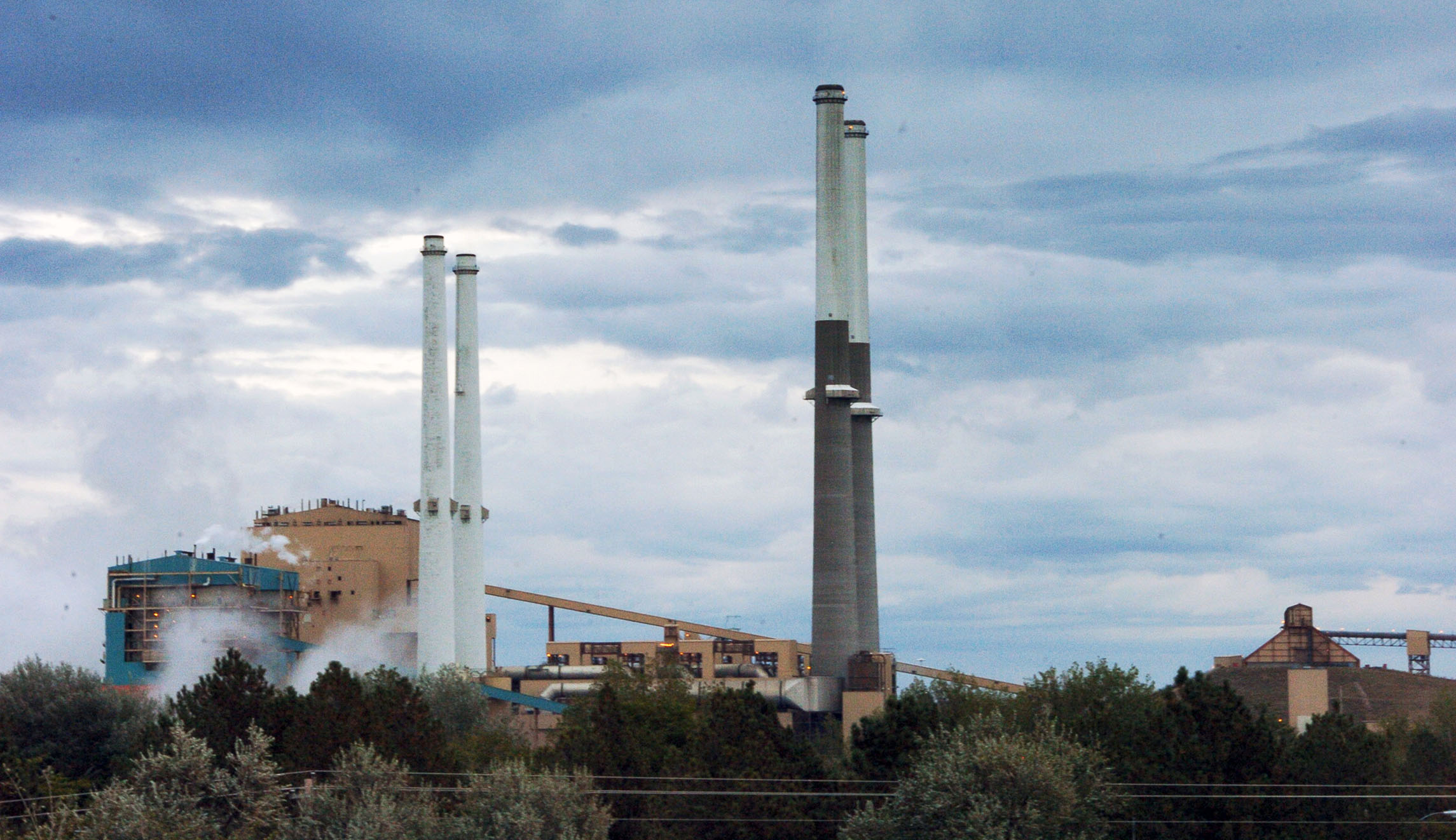 Trump’s EPA says it will count carbon emissions as polar freeze drives up coal use