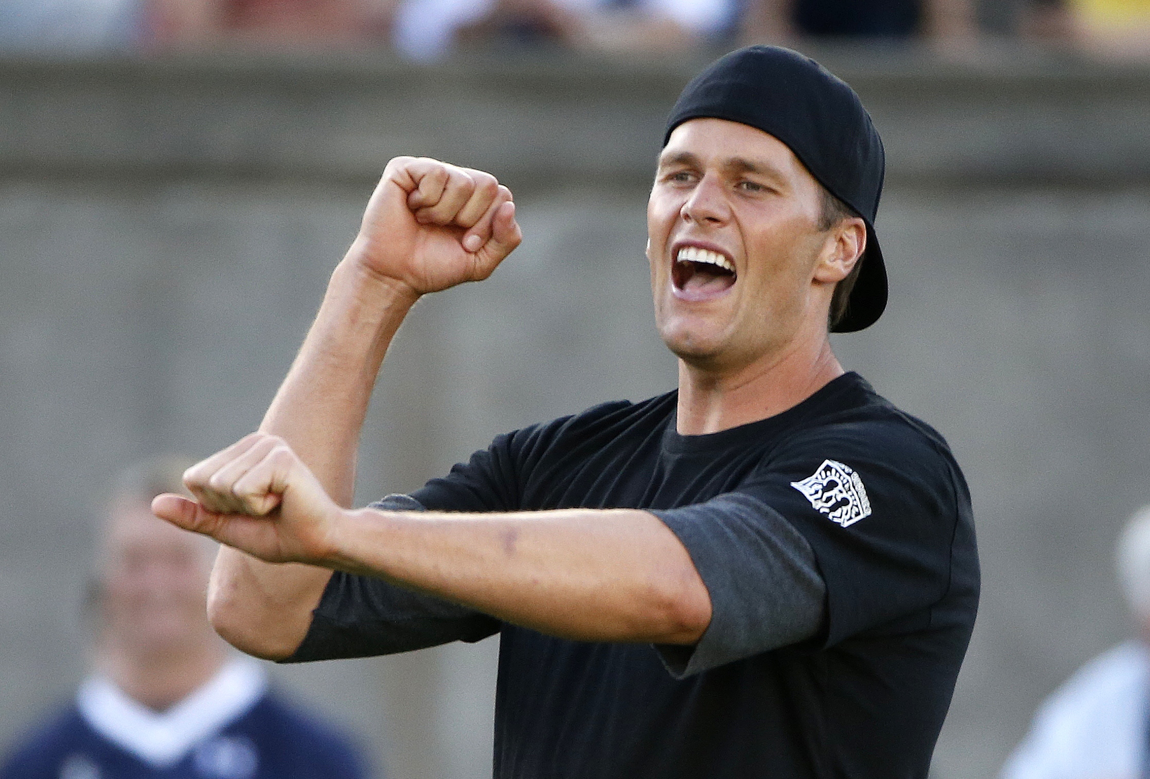 Fiorina wonders if Tom Brady learned from Hillary Clinton