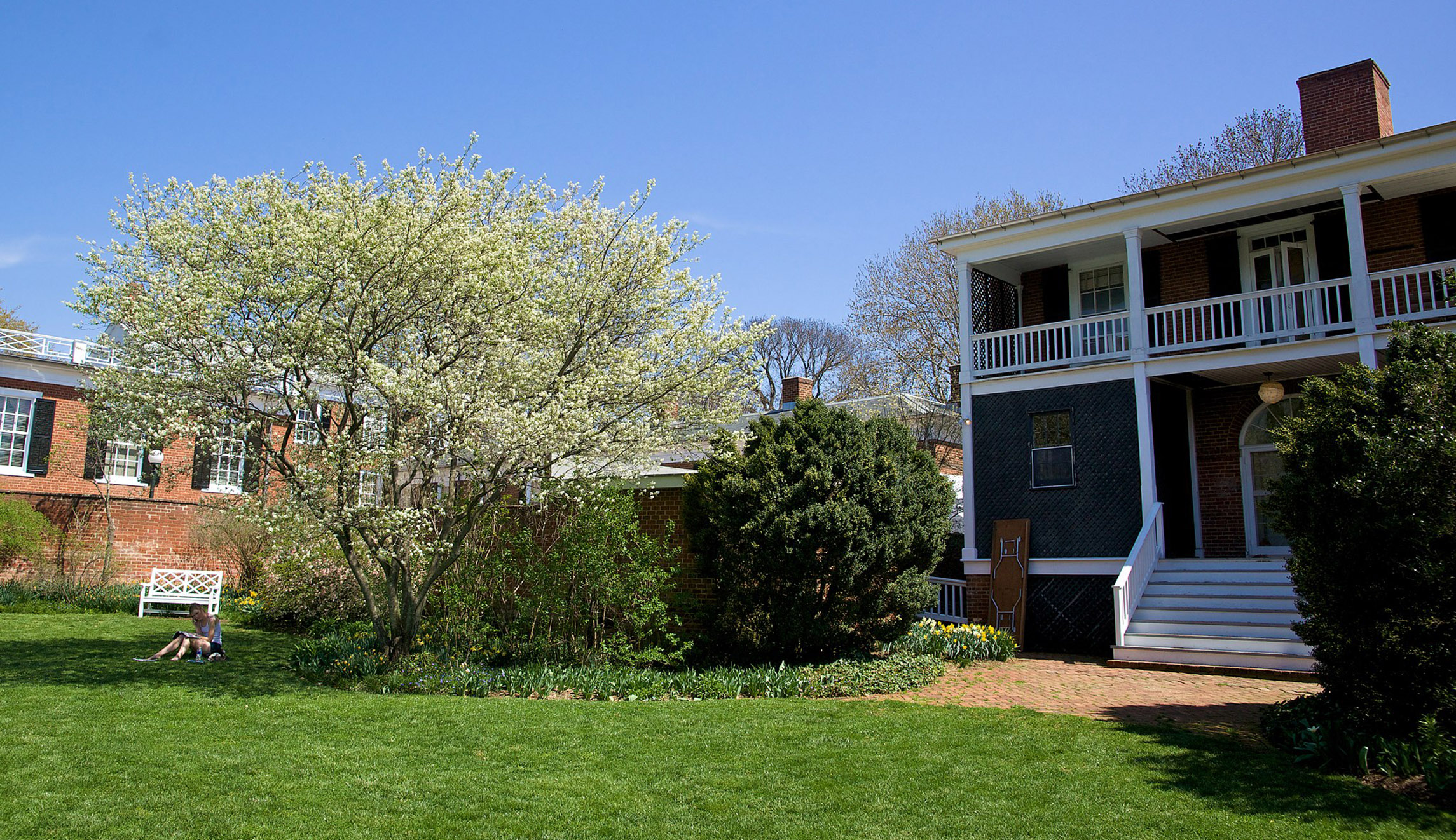 Students sleep at historical slave grounds
