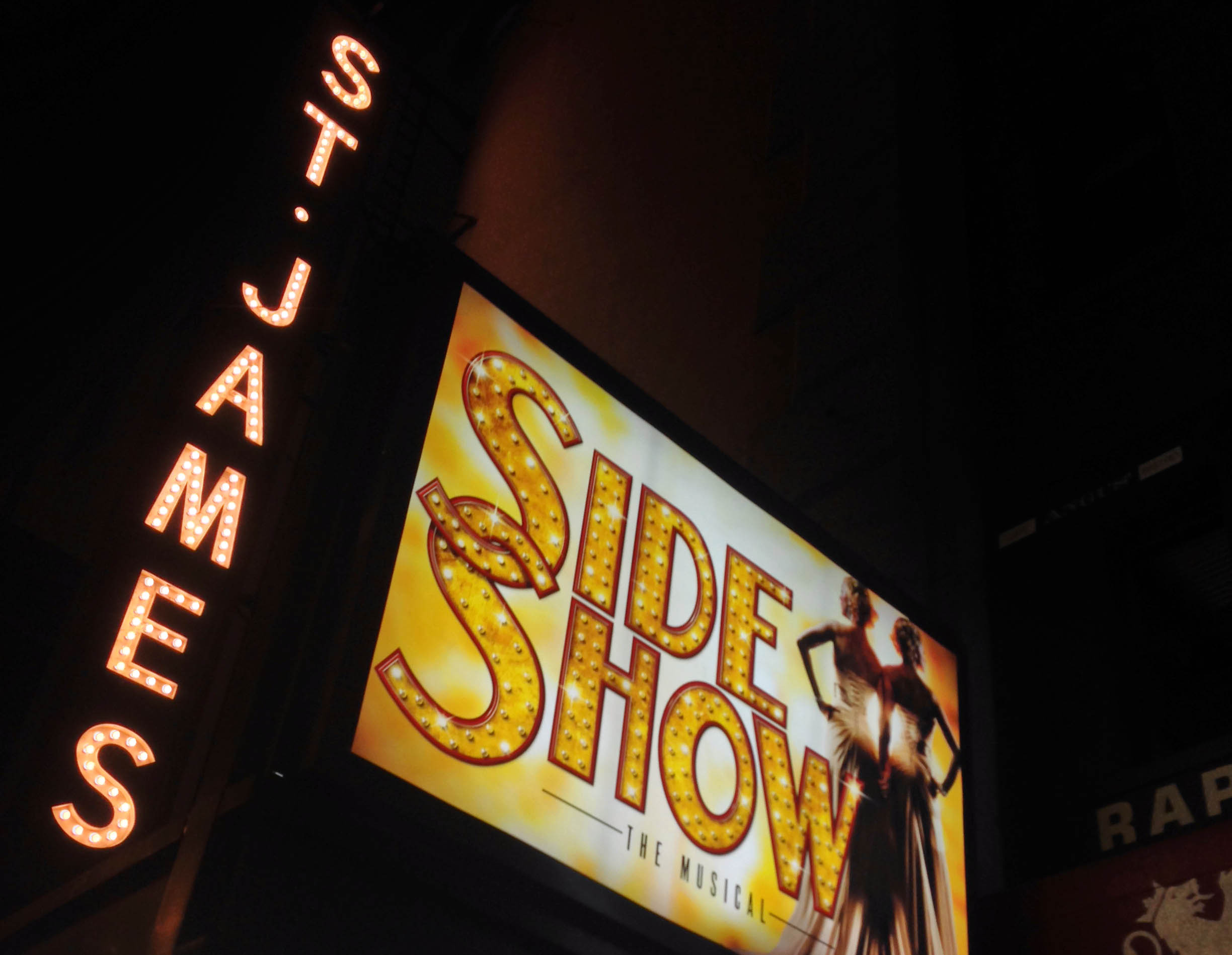 Clear Channel Spectacolor takes producing steps