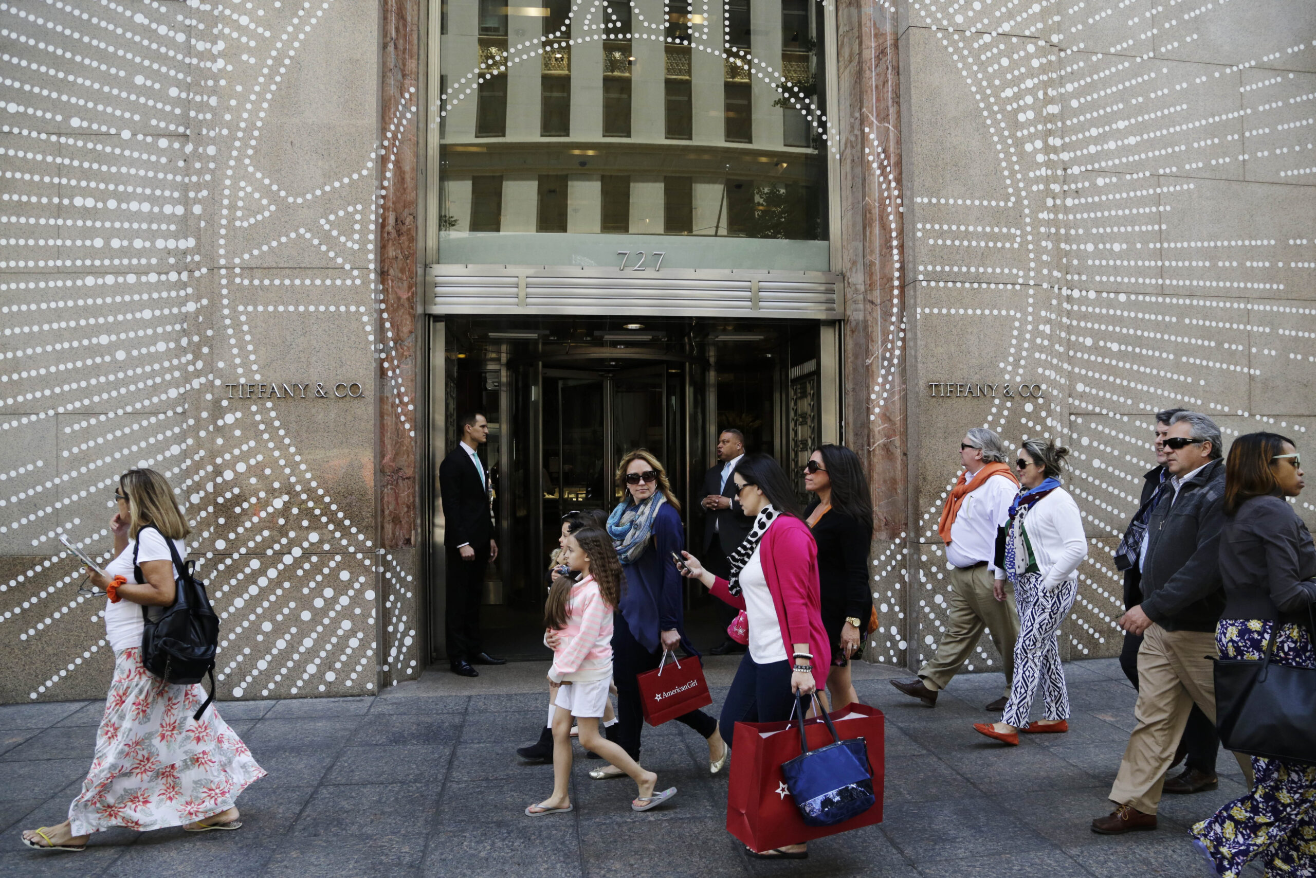 Tiffany shines in the first quarter