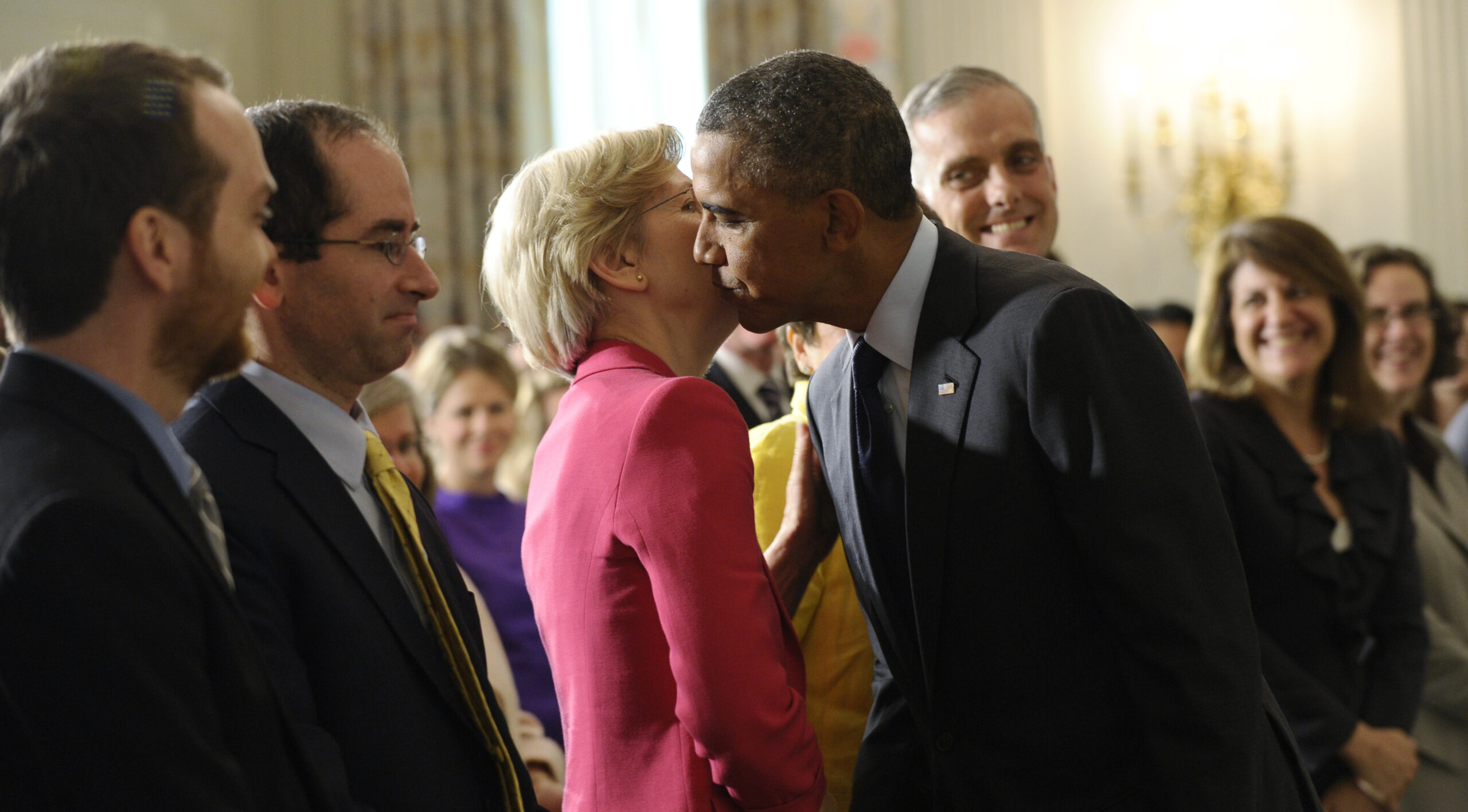 Consumer Bureau execs, workers gave 593 donations to Democrats, 1 to GOP