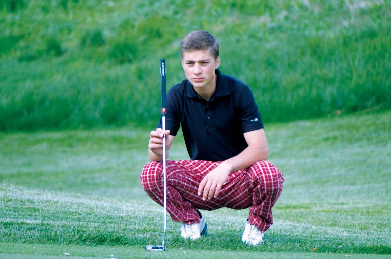 Quince Orchard junior Tyler Dunmyer is playing 50 Washington area courses in 50 days to raise funds for Junior Achievement. (Photo: Kevin Dunleavy/Examiner)