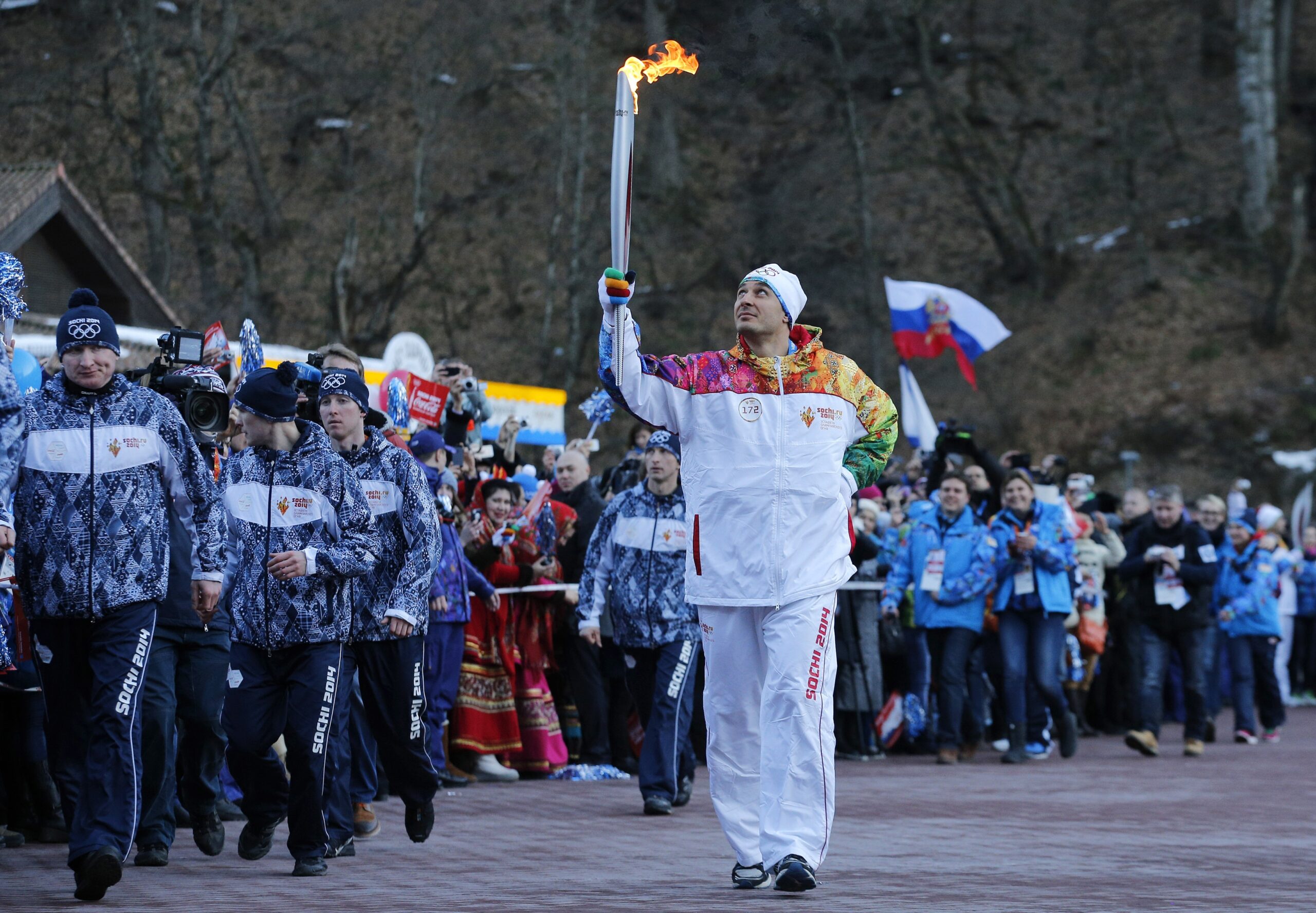 Olympic flame in Sochi after world’s longest relay