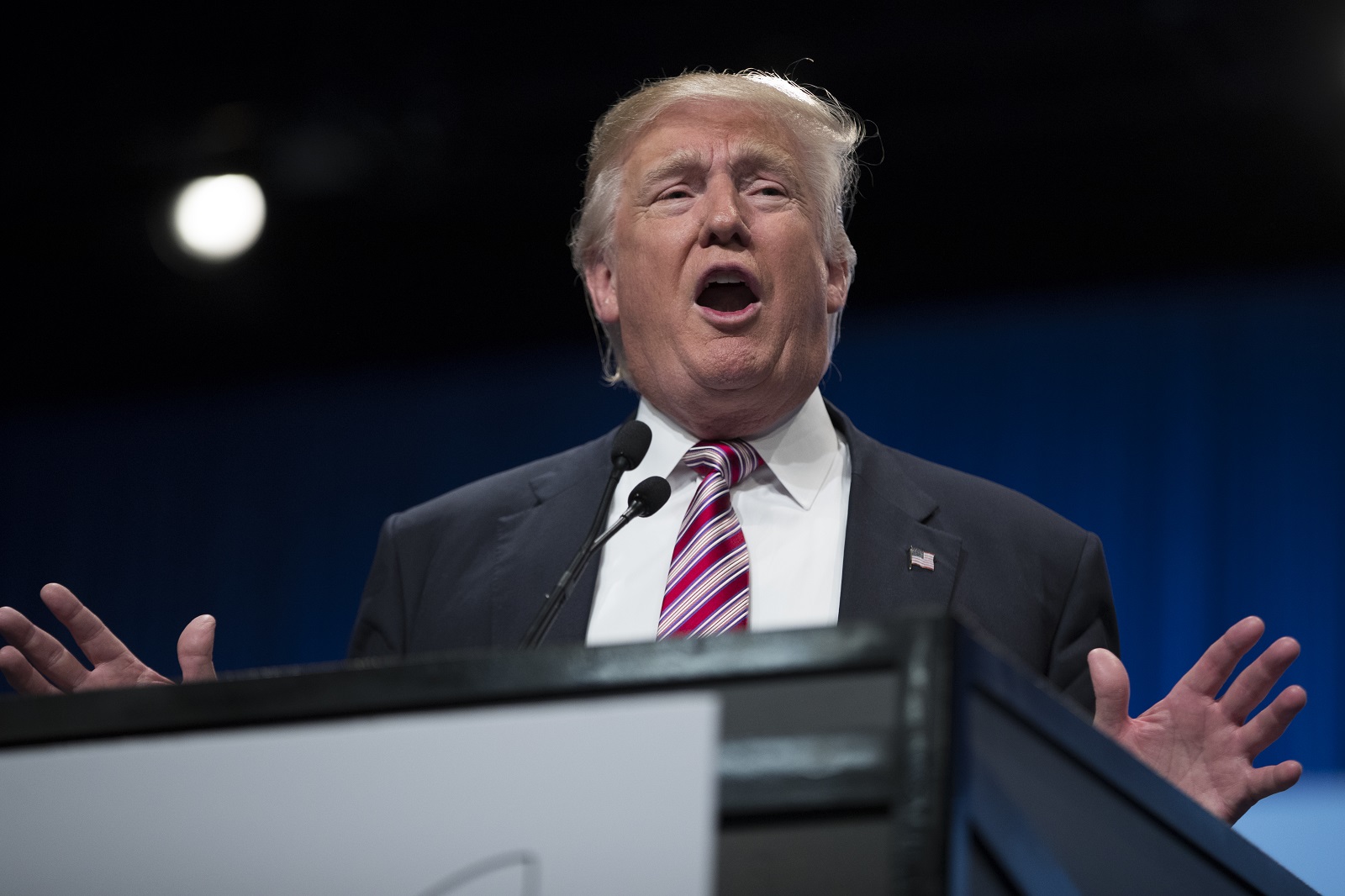 Trump: Hackers should help FBI find Clinton’s emails