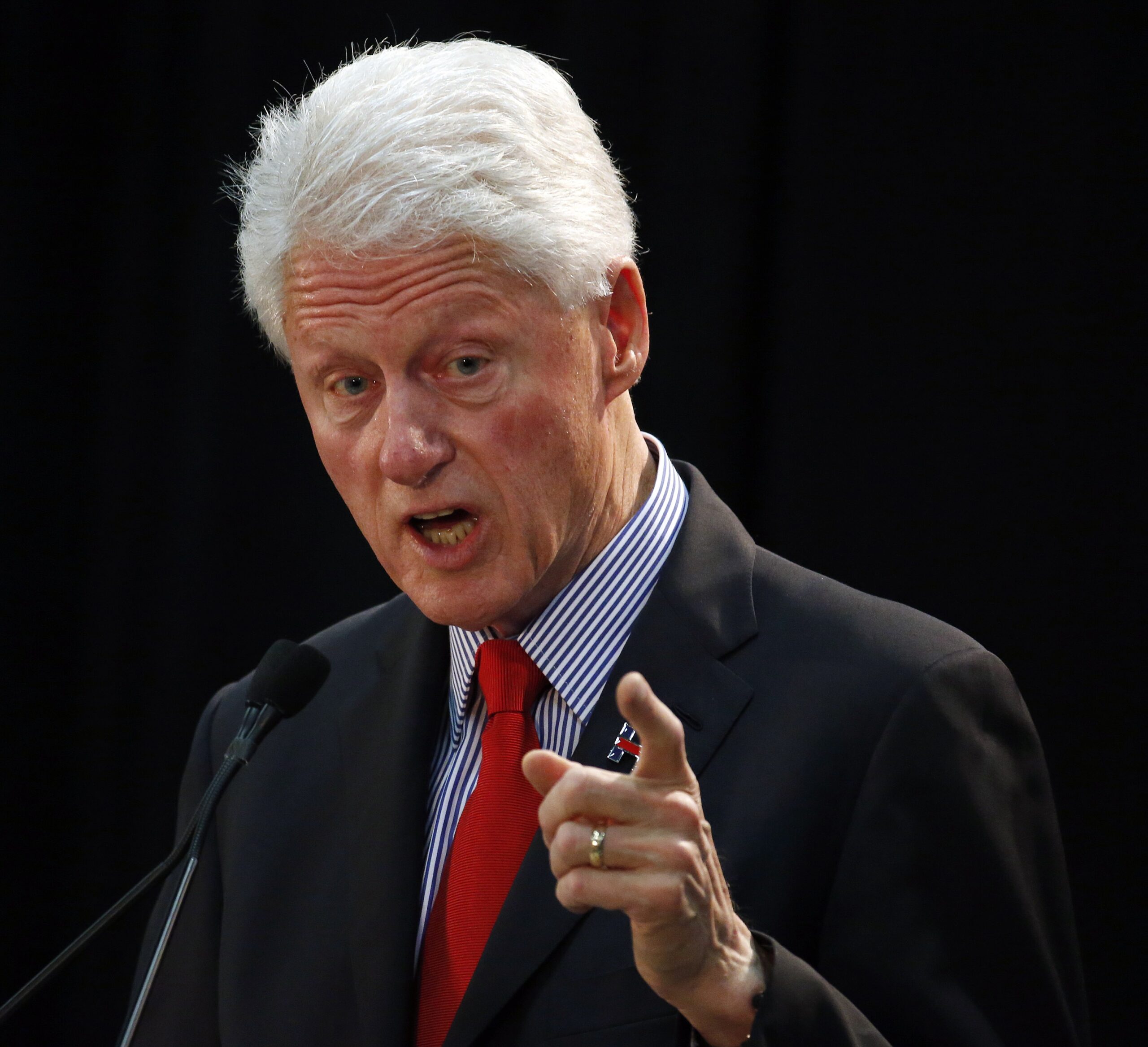Hillary to task Bill Clinton with ‘revitalizing’ economy
