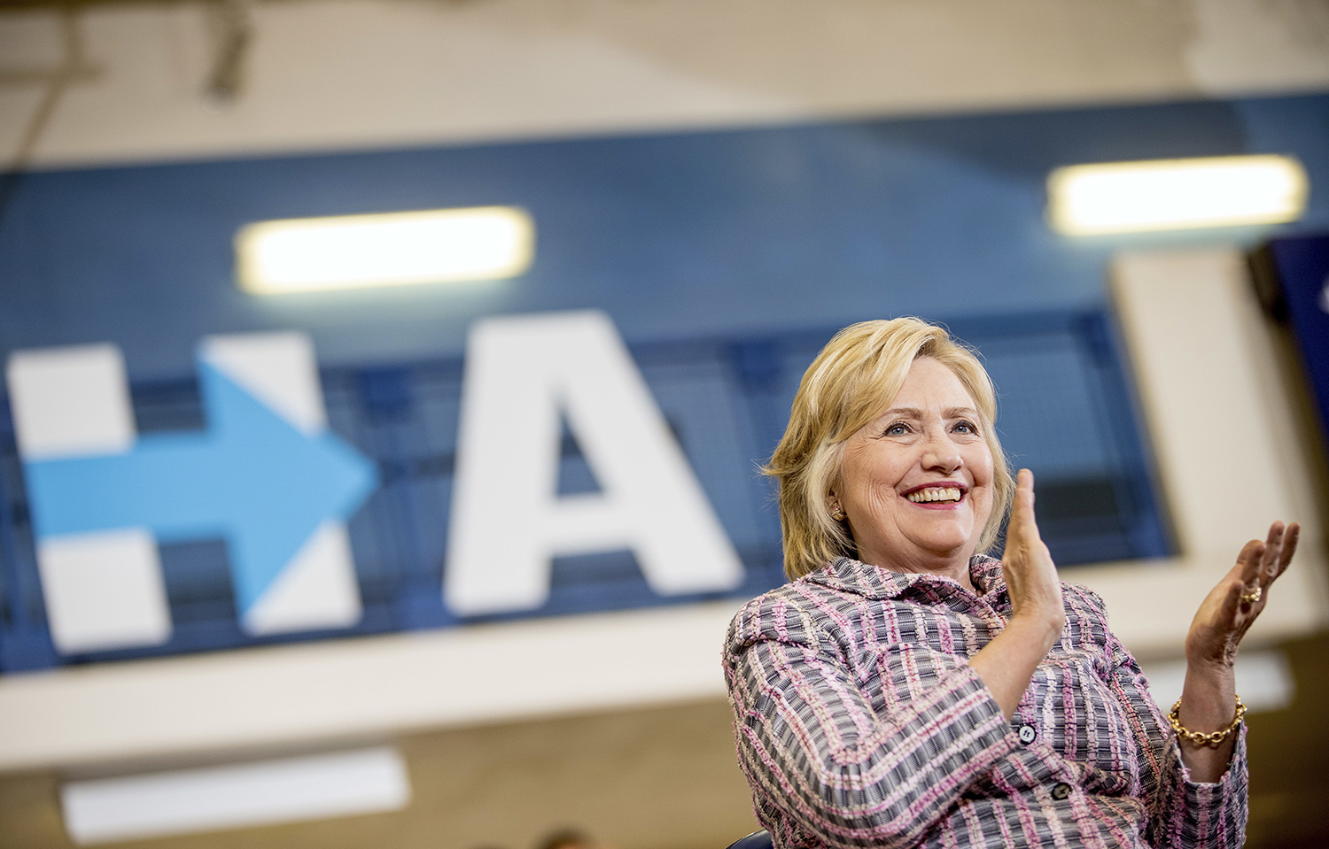 Poll: Voters more confident in Clinton after DNC