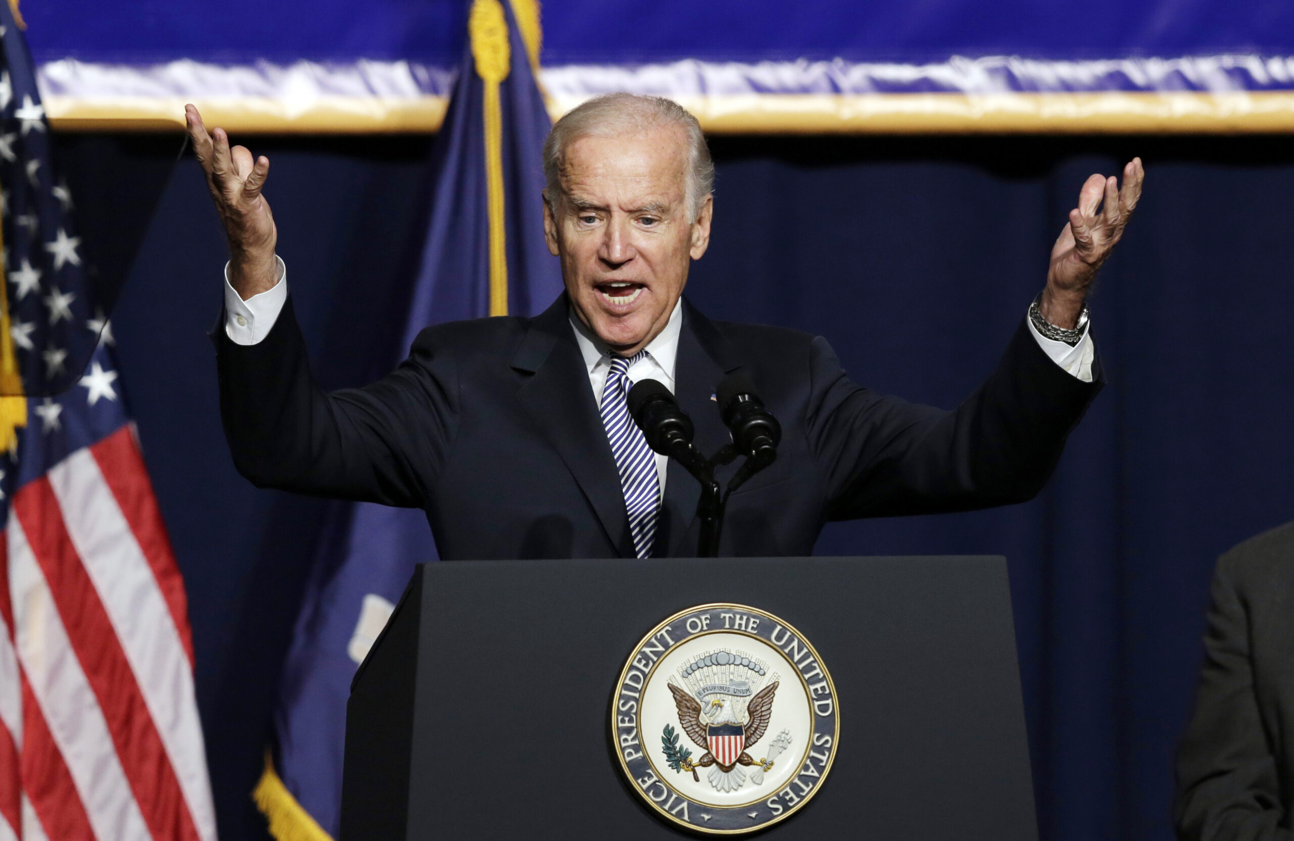 Biden walks fine line while testing waters