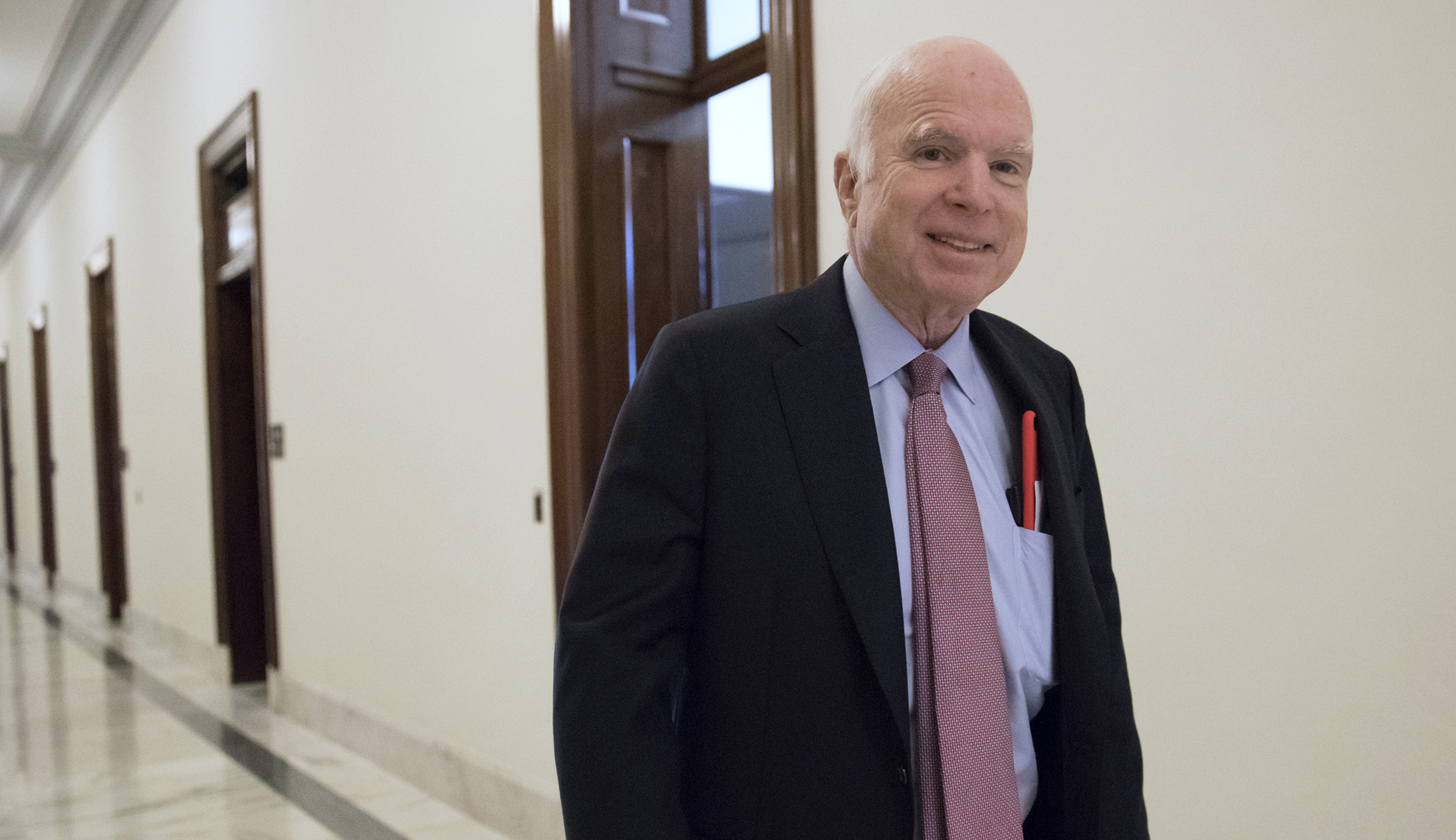John McCain will work in Washington during cancer treatment